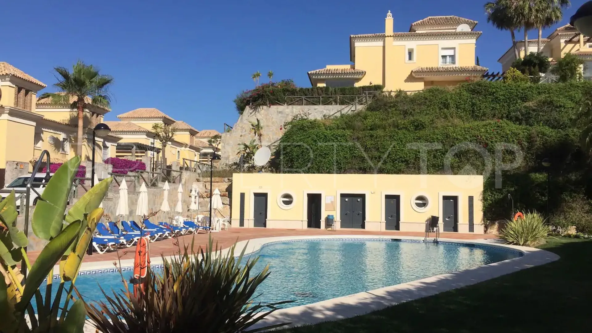Se vende villa en Santa Clara