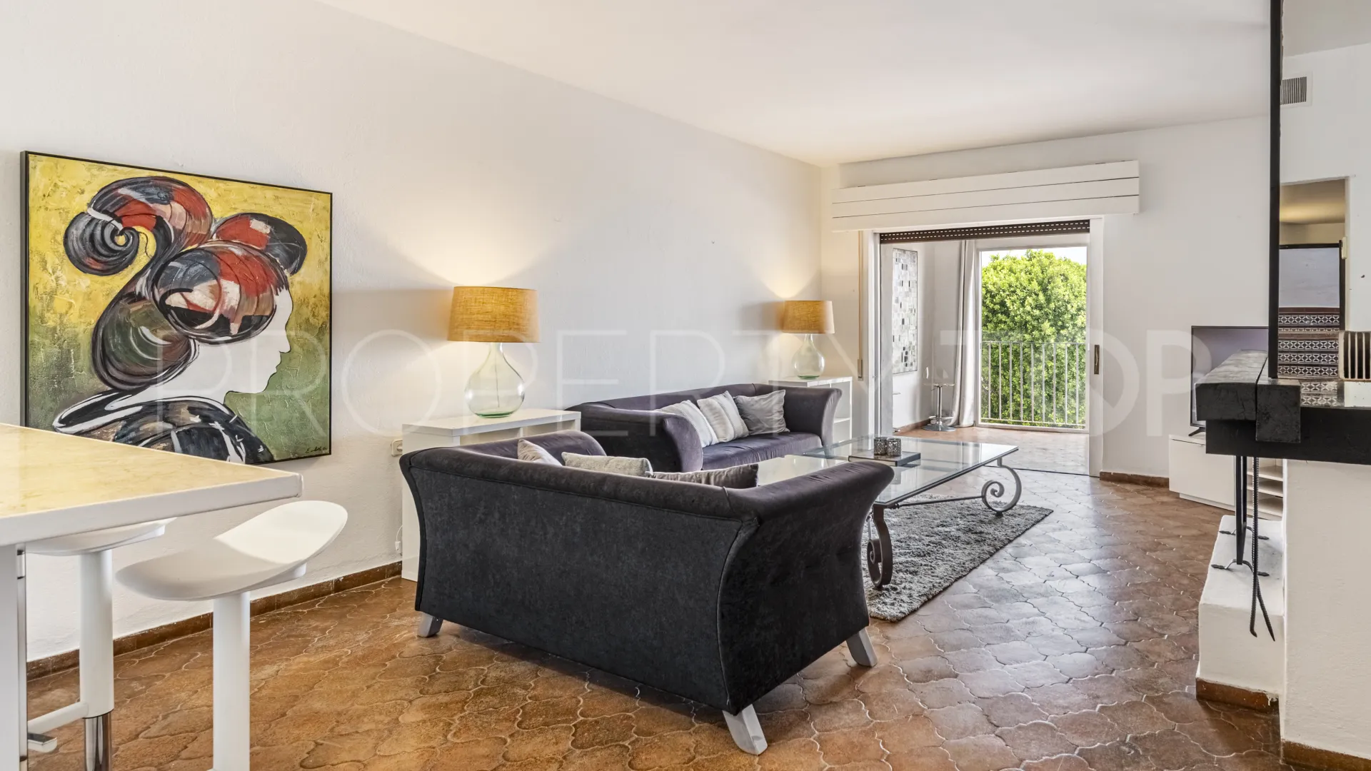 Apartamento a la venta en Marbella - Puerto Banus con 1 dormitorio