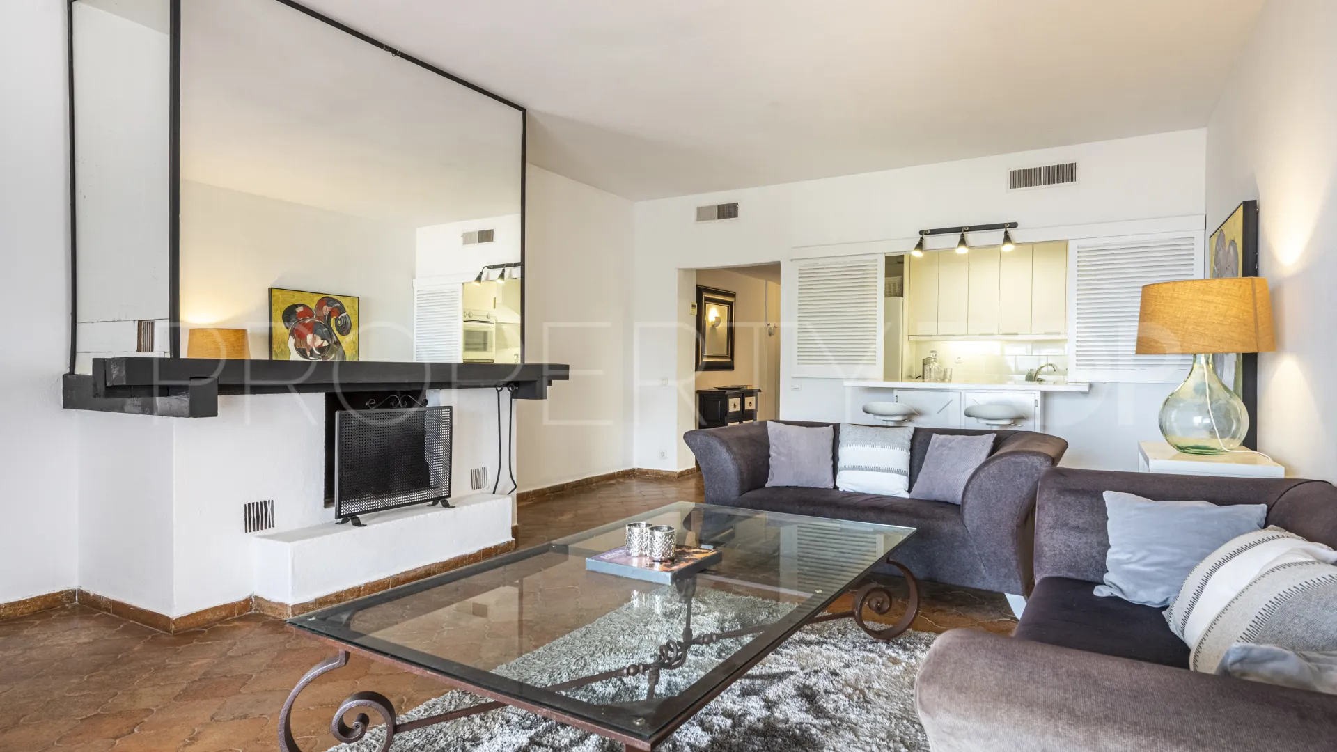 Apartamento a la venta en Marbella - Puerto Banus con 1 dormitorio