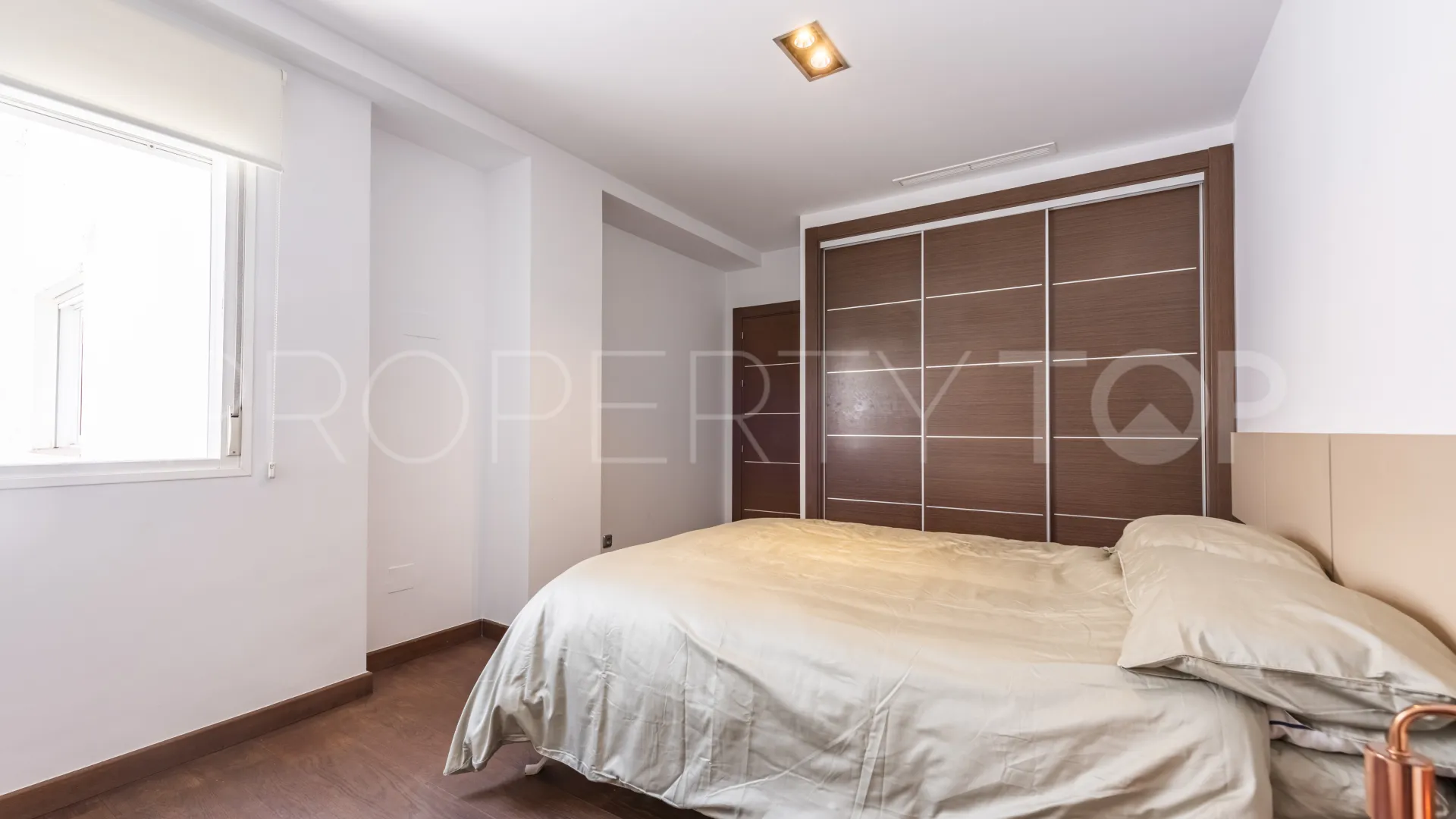 San Pedro de Alcantara, atico duplex con 3 dormitorios a la venta