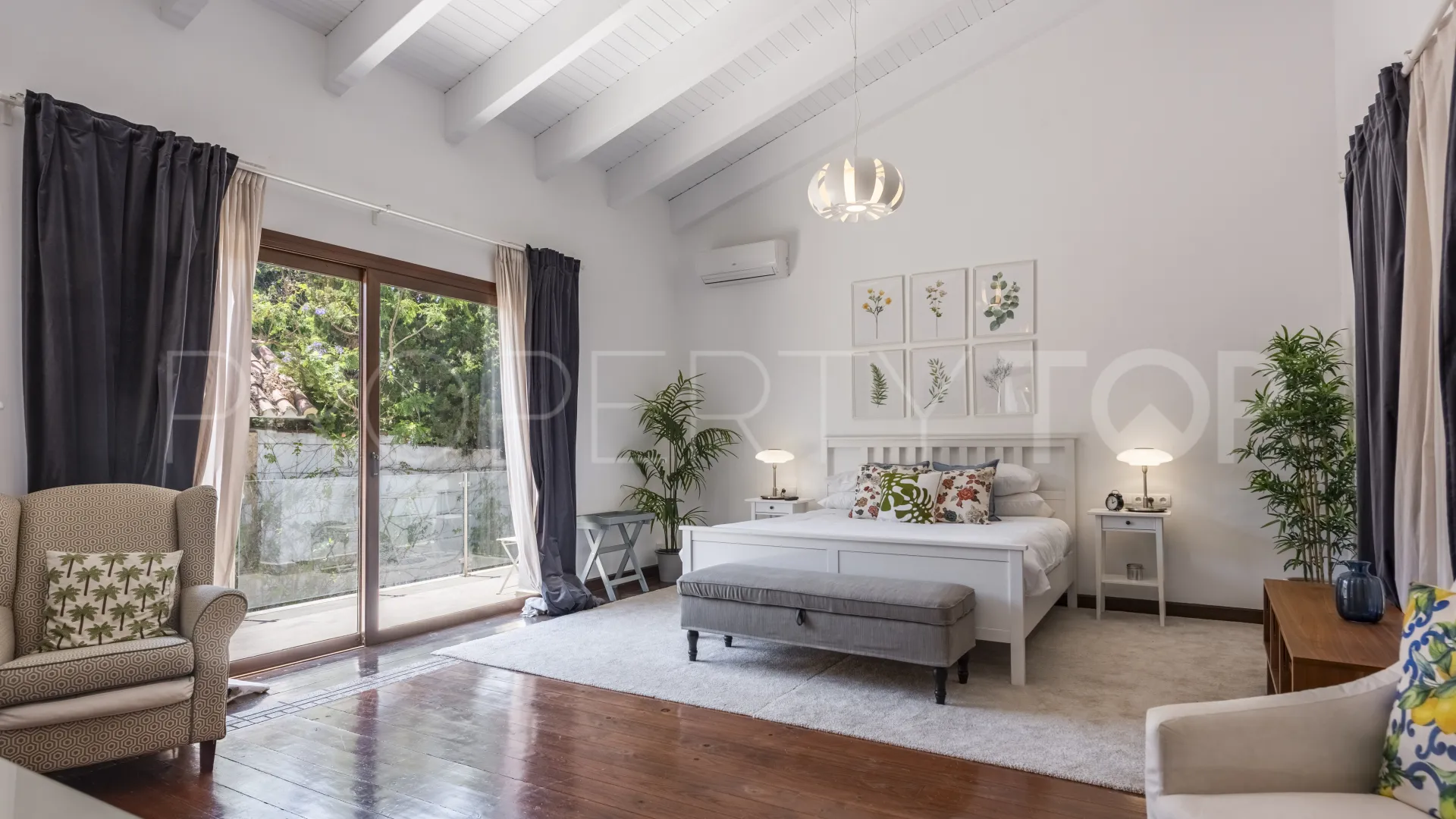 For sale Atalaya de Rio Verde villa
