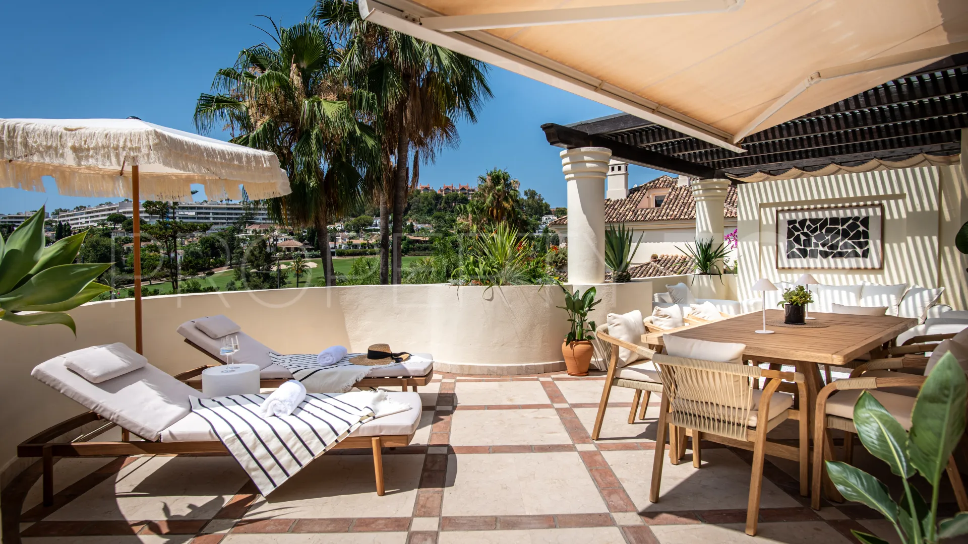 Atico duplex de 3 dormitorios a la venta en Las Alamandas