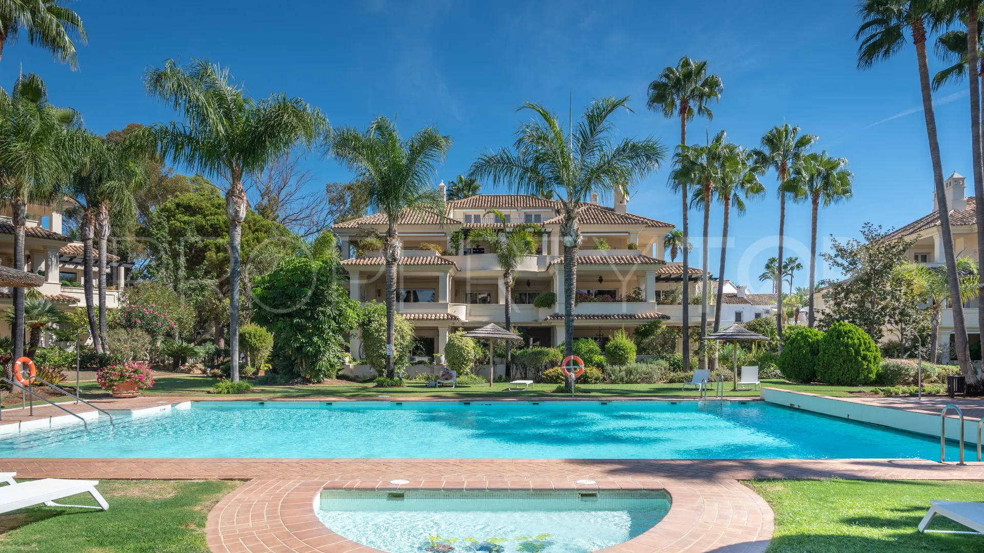 Atico duplex de 3 dormitorios a la venta en Las Alamandas