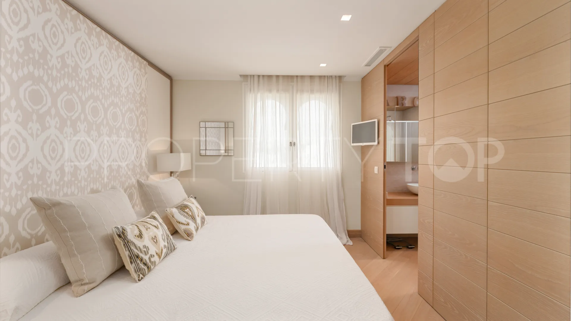 El Oasis Club, Ático con 3 dormitorios a la venta