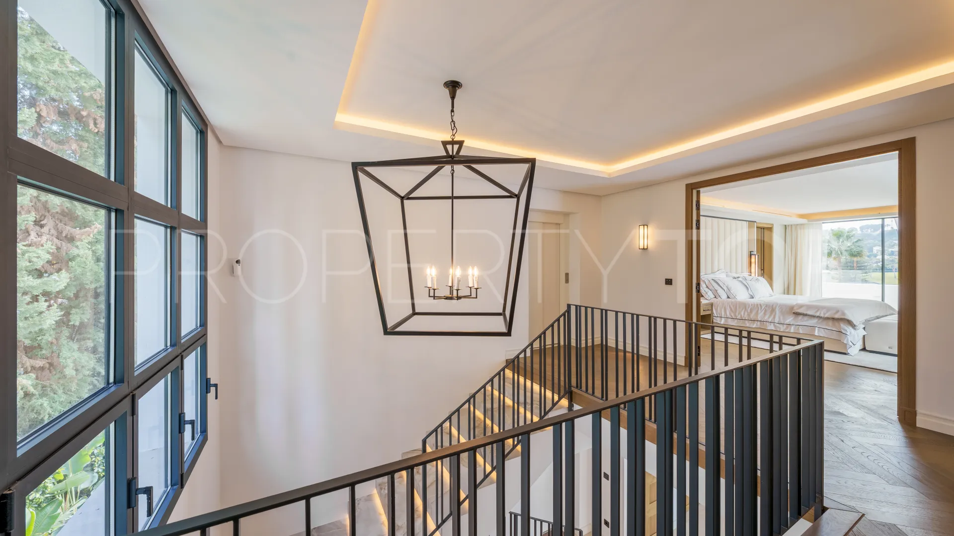 For sale villa in Las Brisas