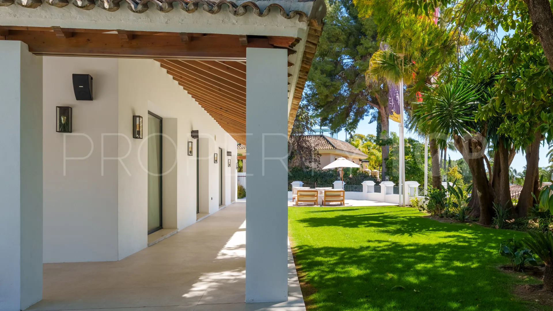 For sale villa in Las Brisas