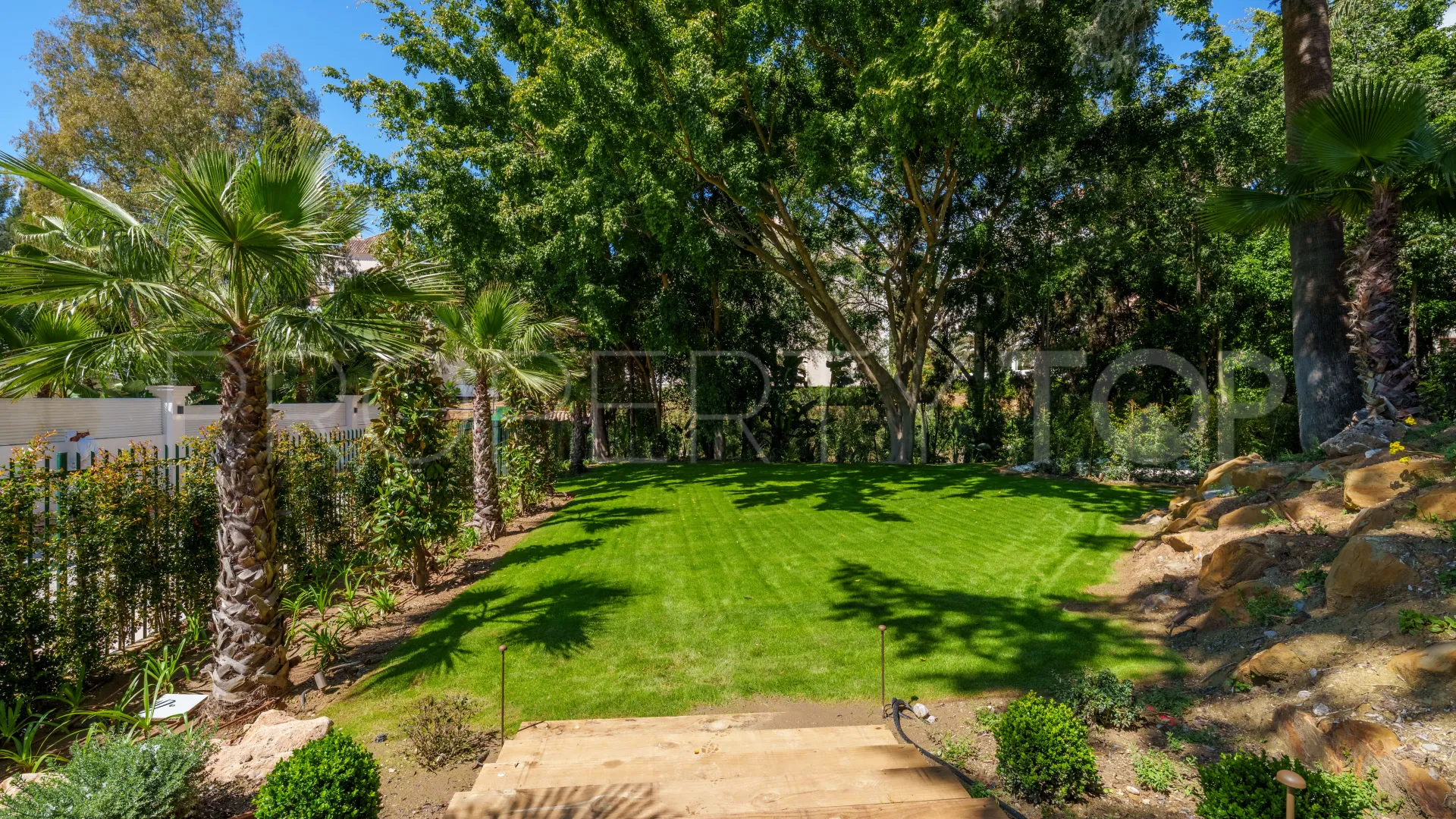 For sale villa in Las Brisas