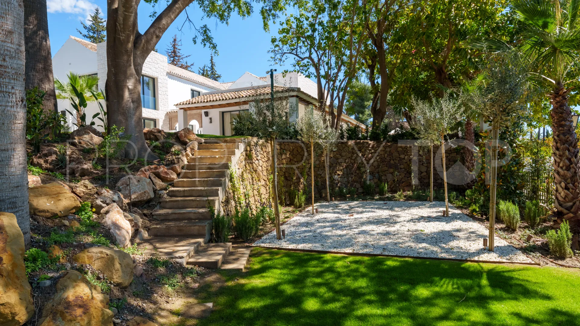 For sale villa in Las Brisas