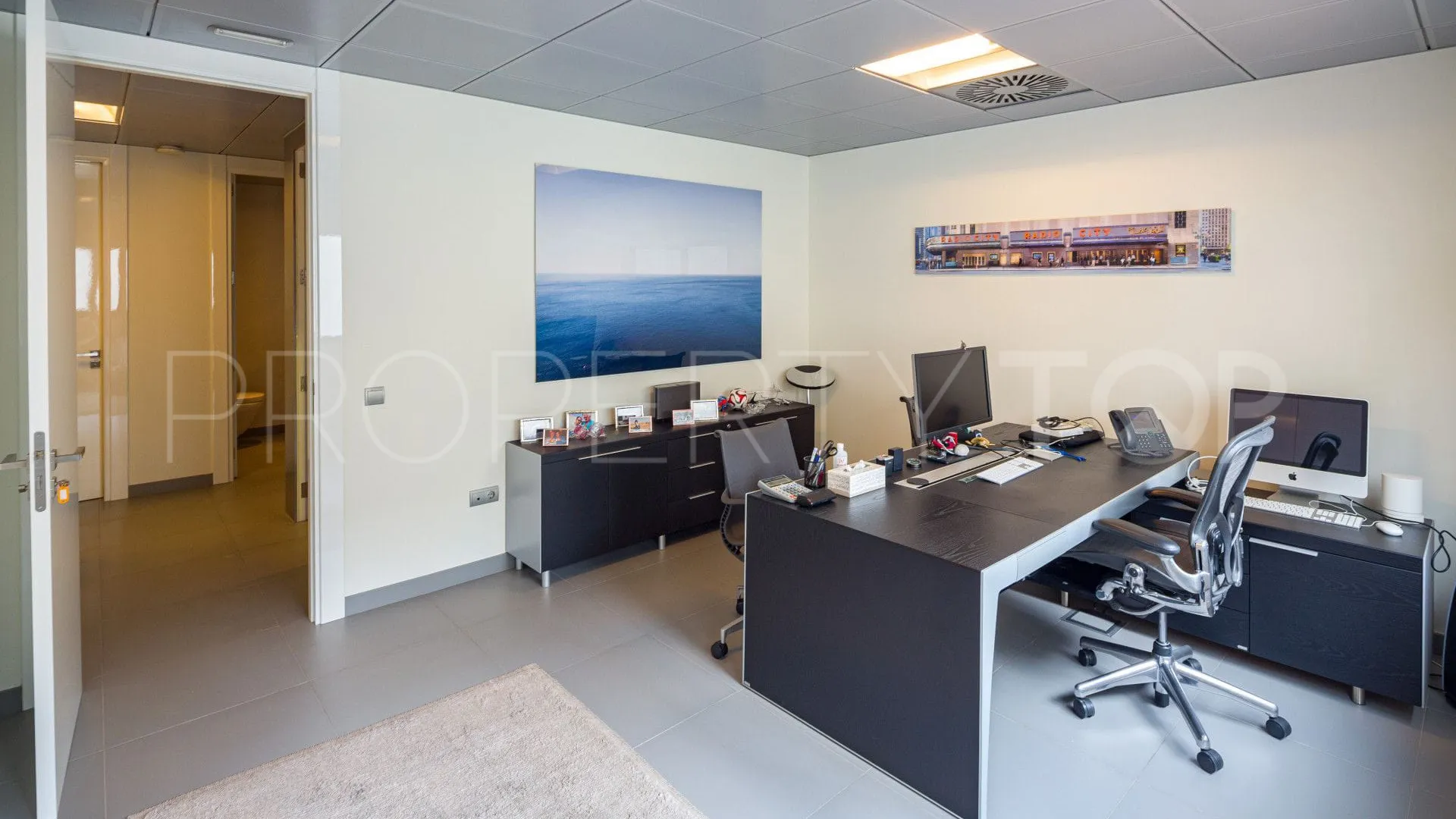 Marbella - Puerto Banus office for sale
