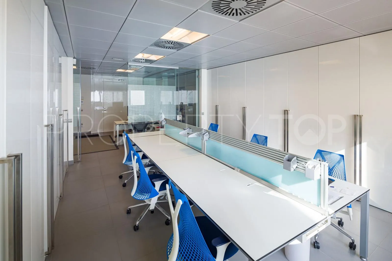 Marbella - Puerto Banus office for sale