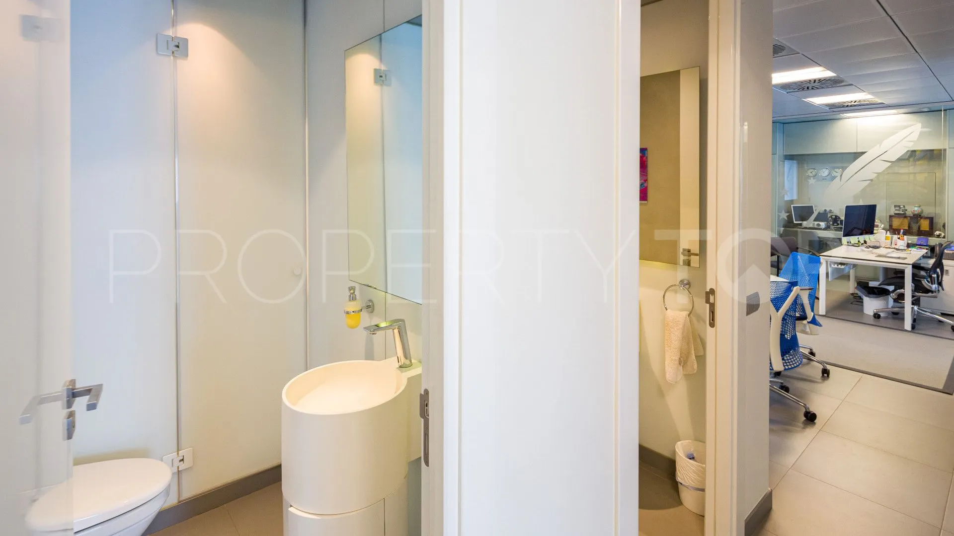 Marbella - Puerto Banus office for sale