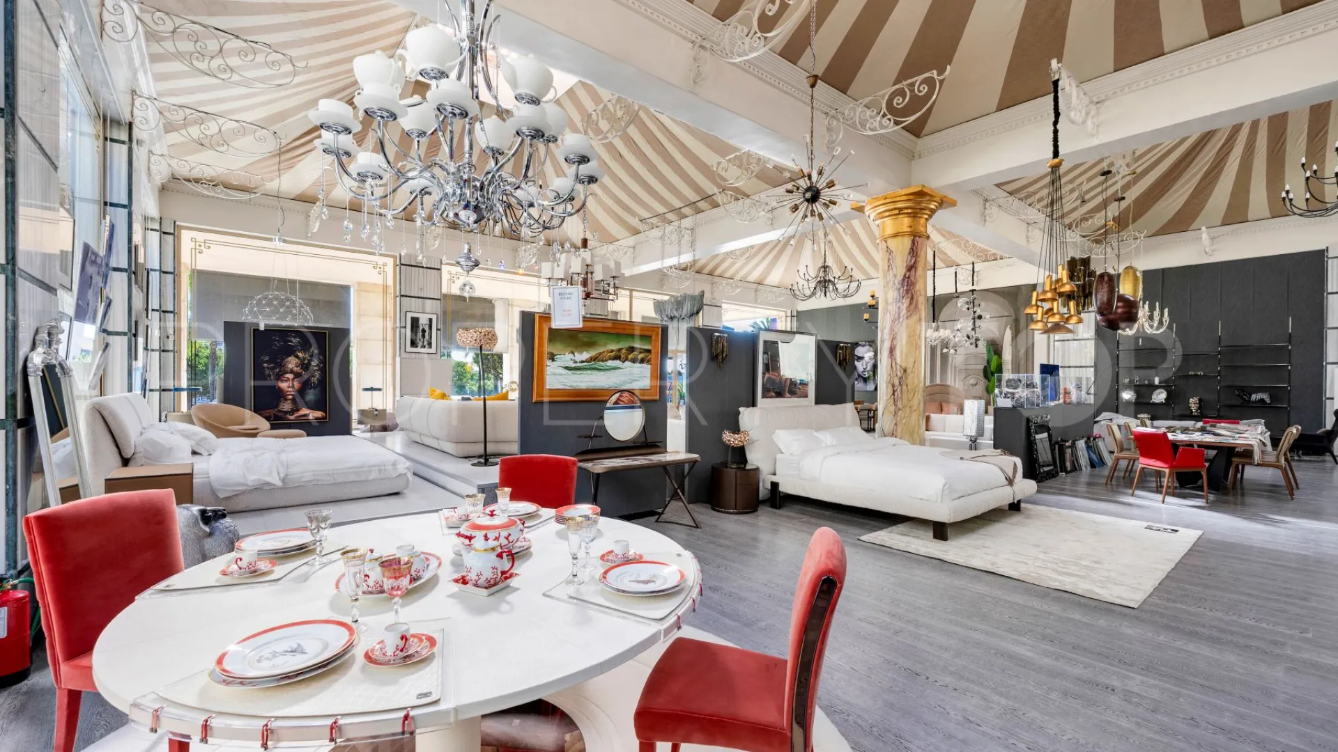 Marbella - Puerto Banus, local comercial a la venta