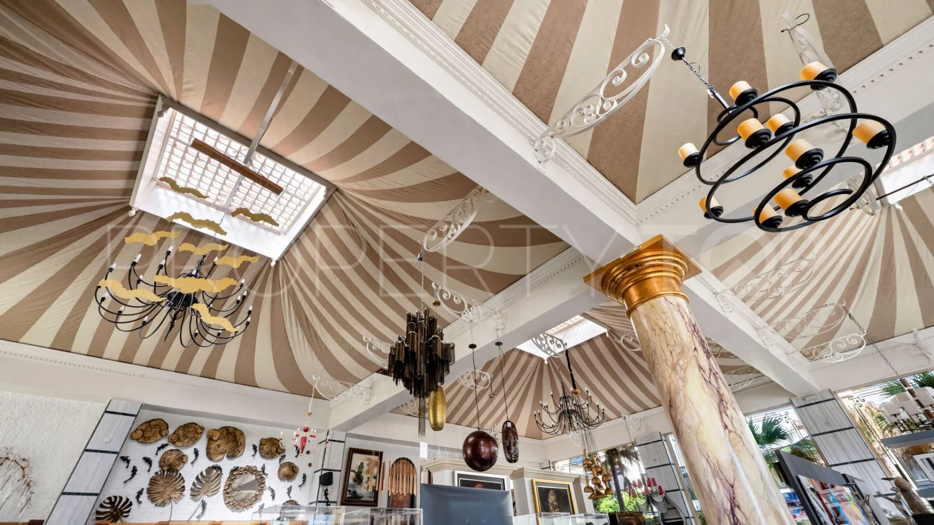Marbella - Puerto Banus, local comercial a la venta