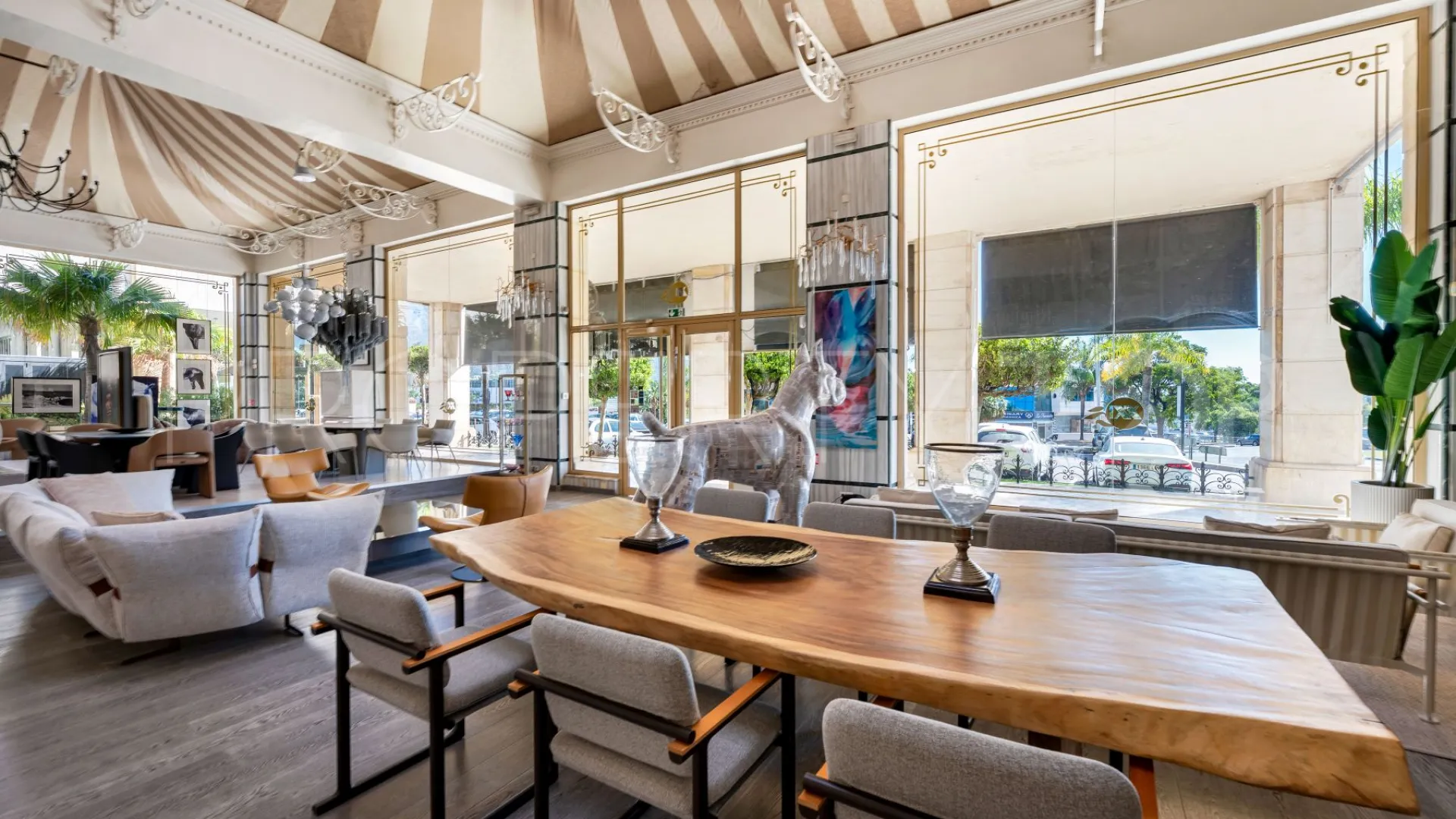 Marbella - Puerto Banus, local comercial a la venta