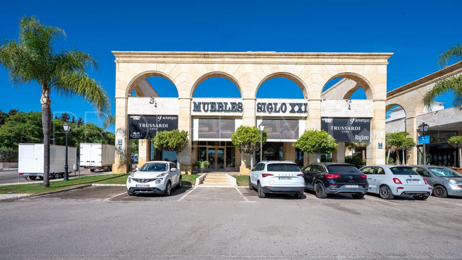 Marbella - Puerto Banus, local comercial a la venta