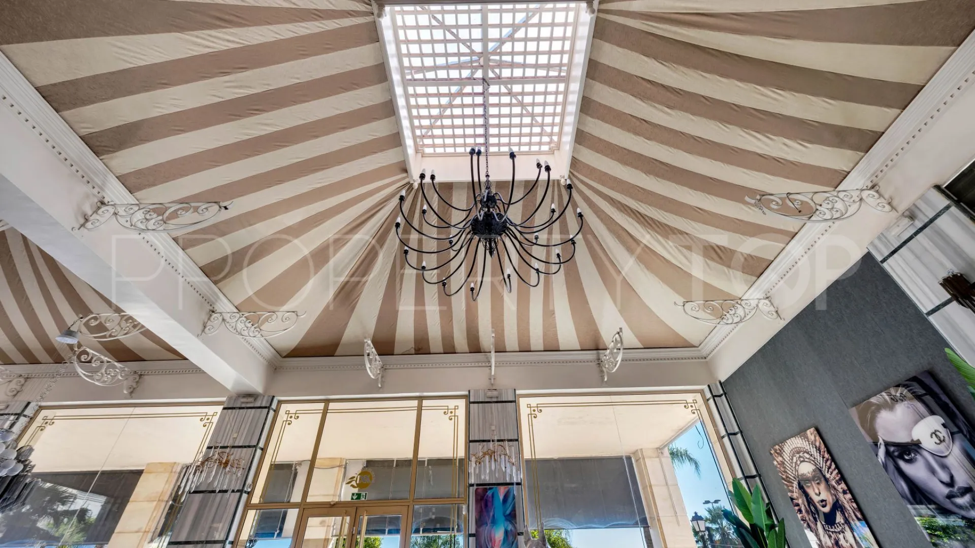 Marbella - Puerto Banus, local comercial a la venta