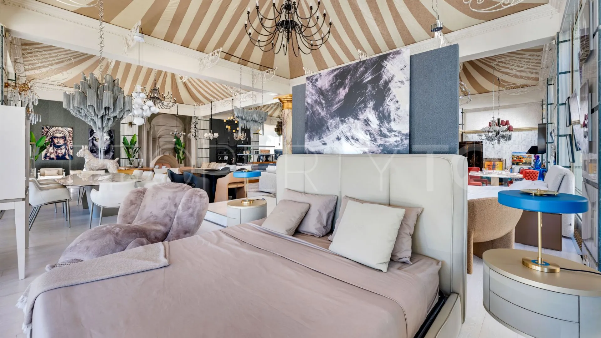 Marbella - Puerto Banus, local comercial a la venta