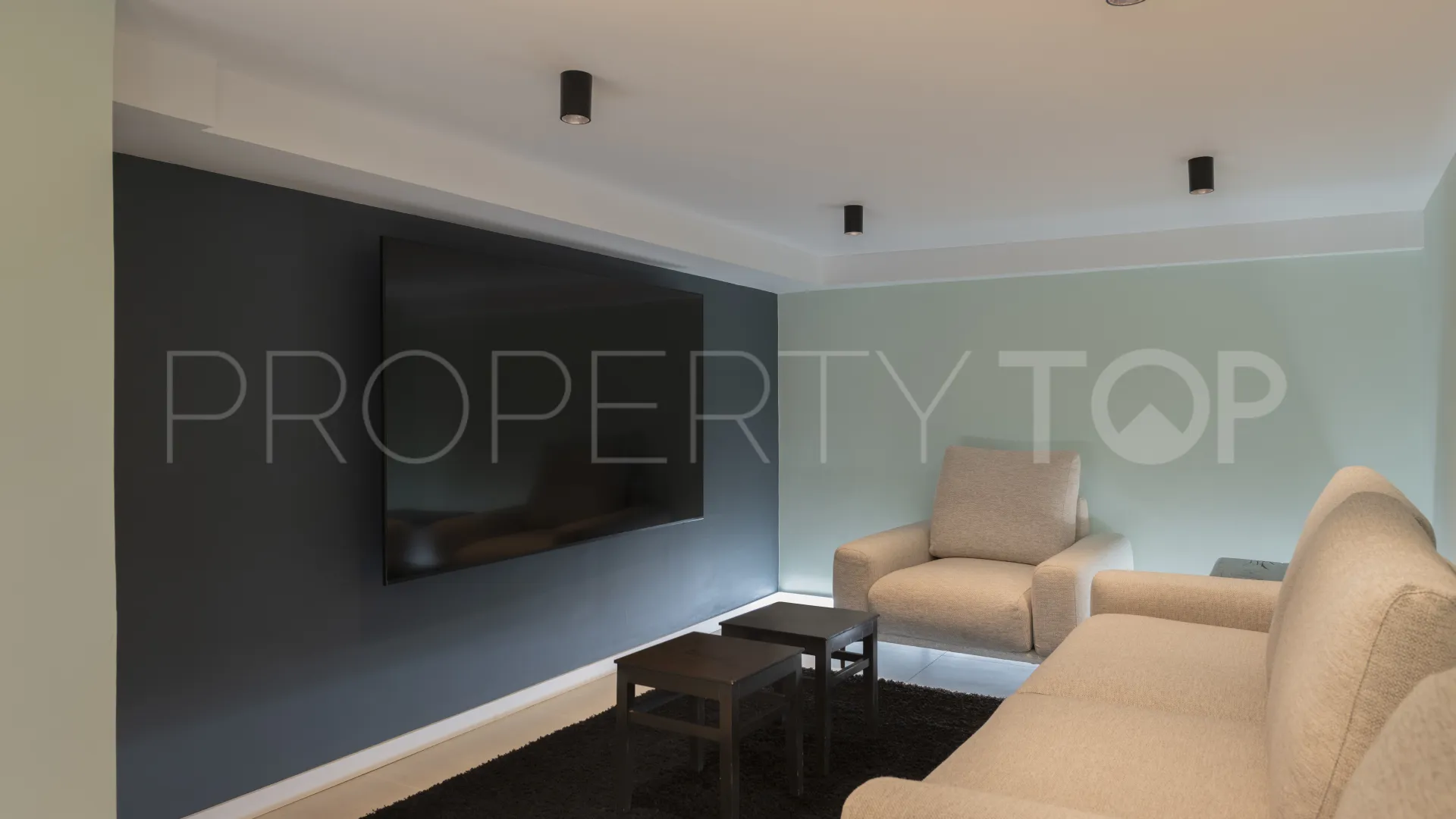 Apartamento en venta en Kings Hills