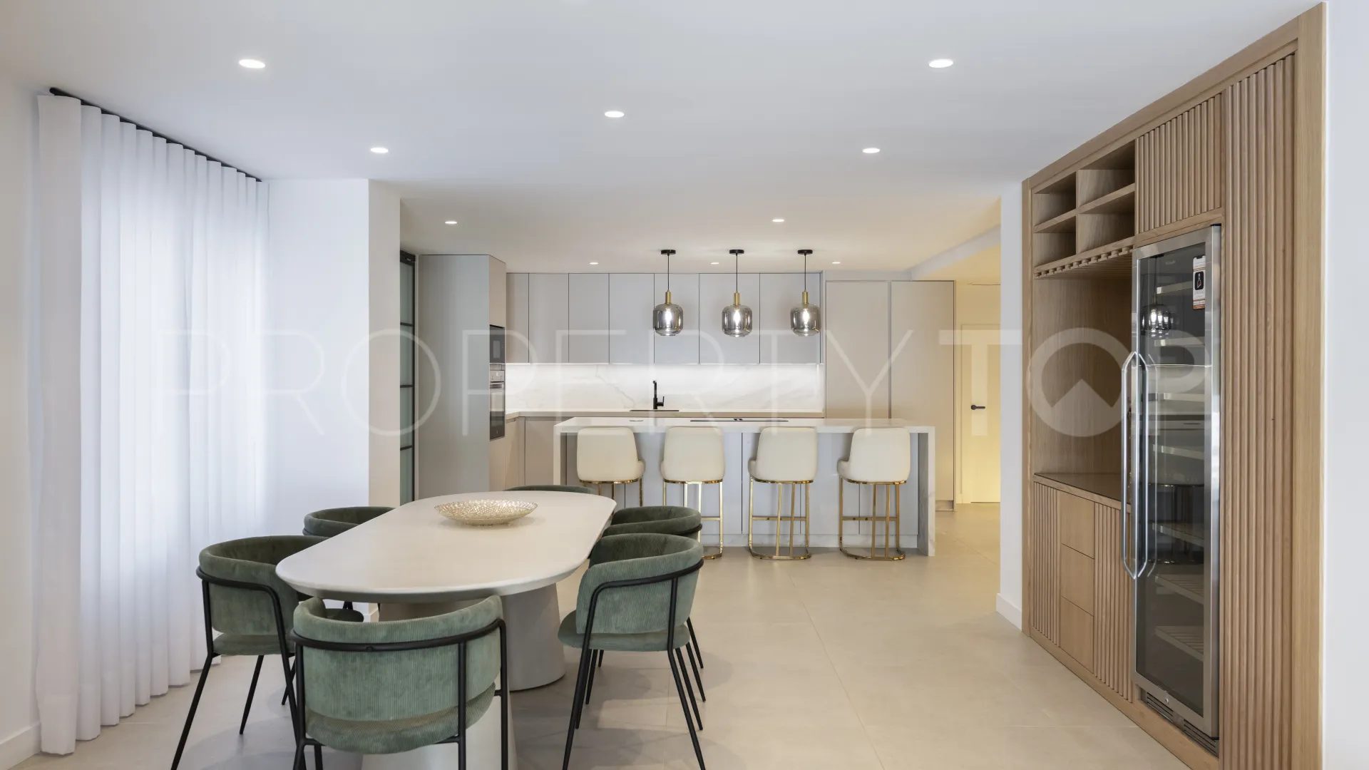 Apartamento en venta en Kings Hills