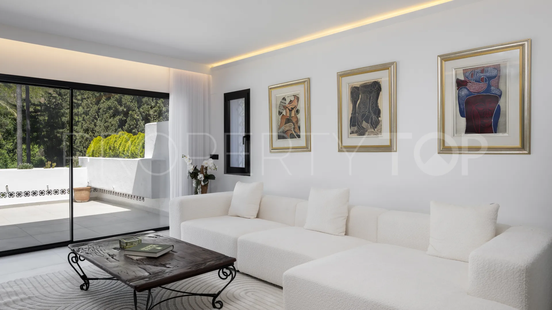 Apartamento en venta en Kings Hills