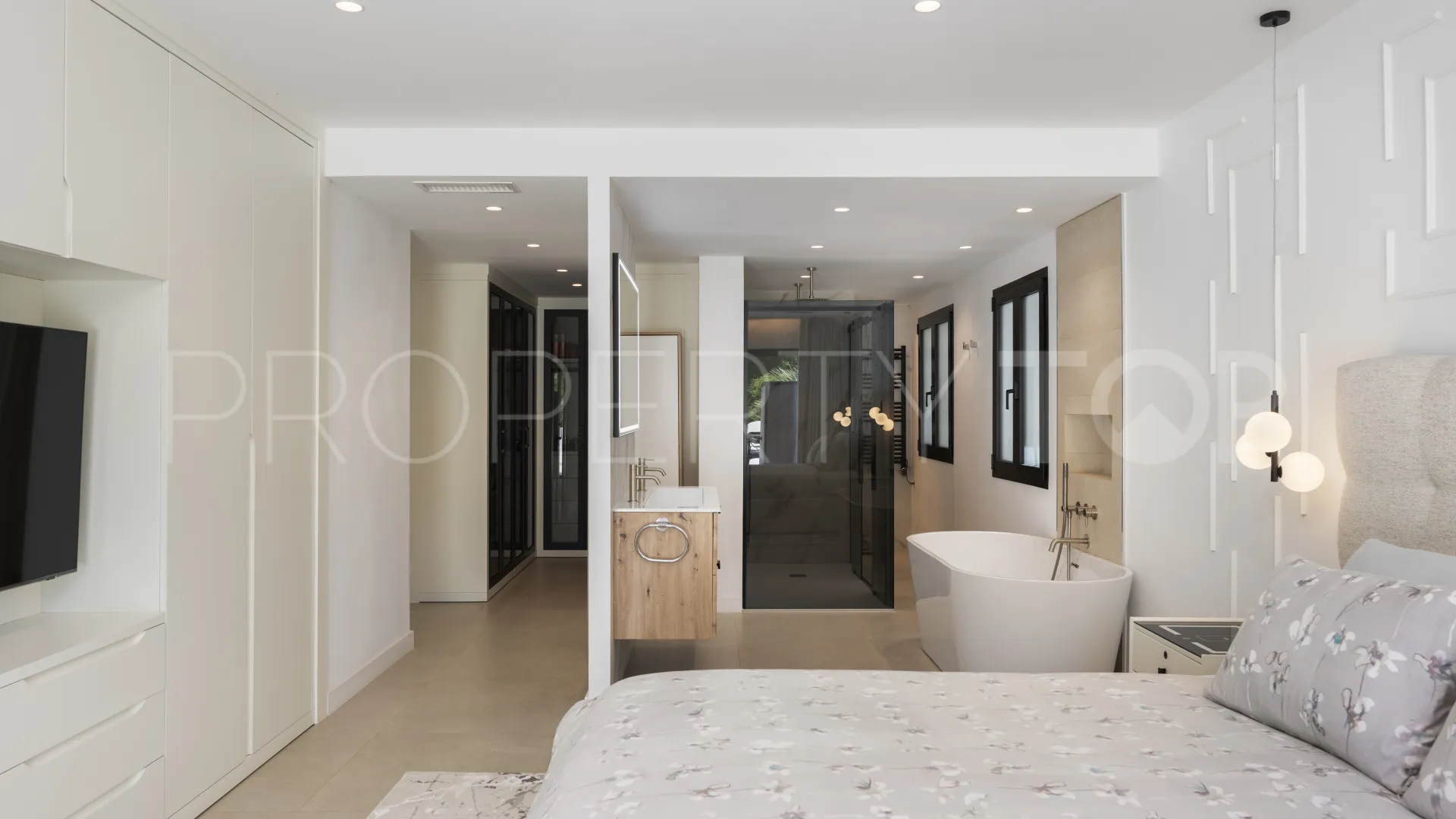 Apartamento en venta en Kings Hills