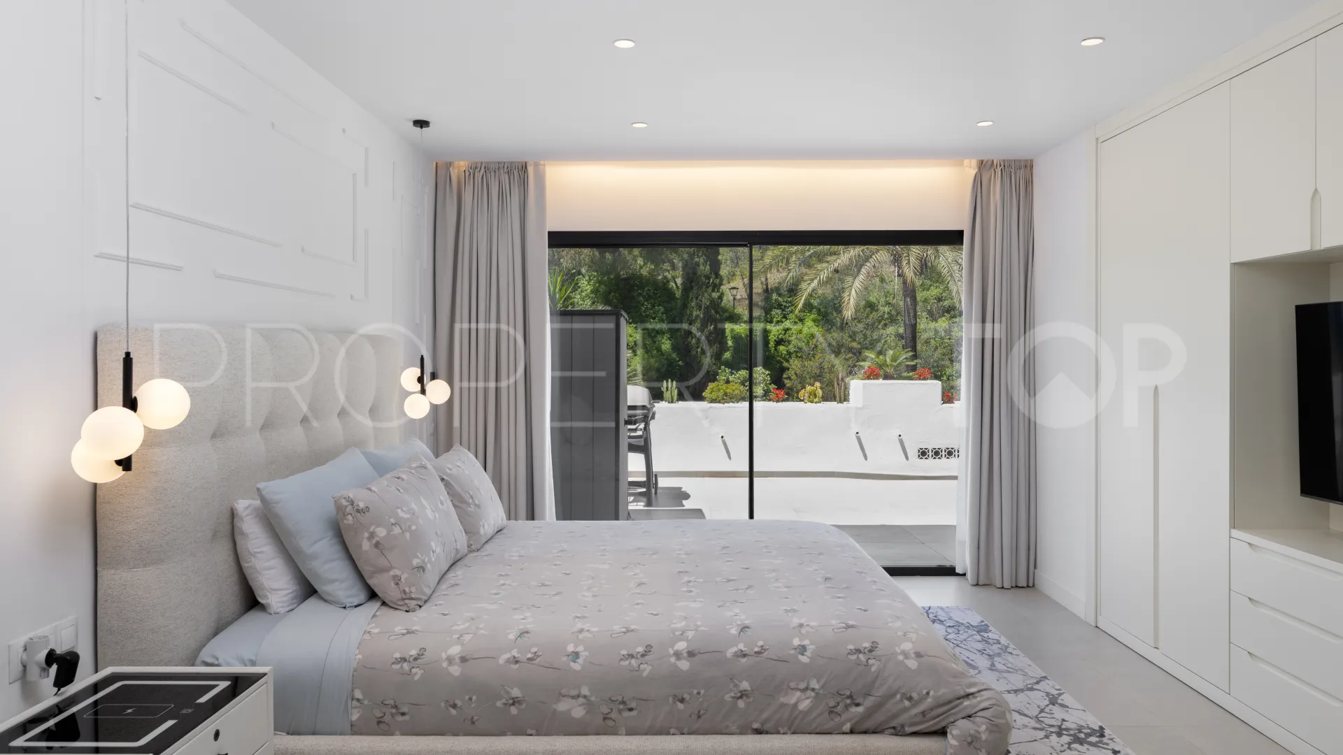 Apartamento en venta en Kings Hills
