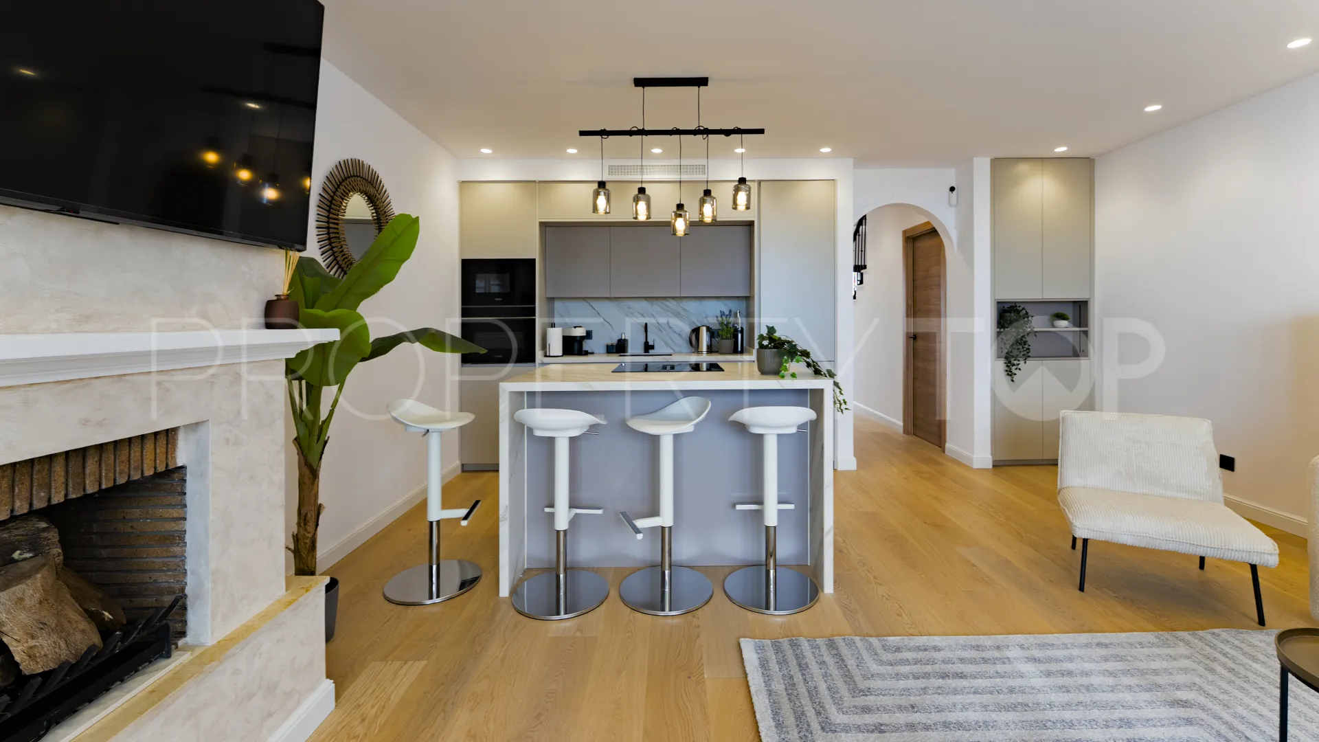 For sale town house in Los Arqueros with 3 bedrooms