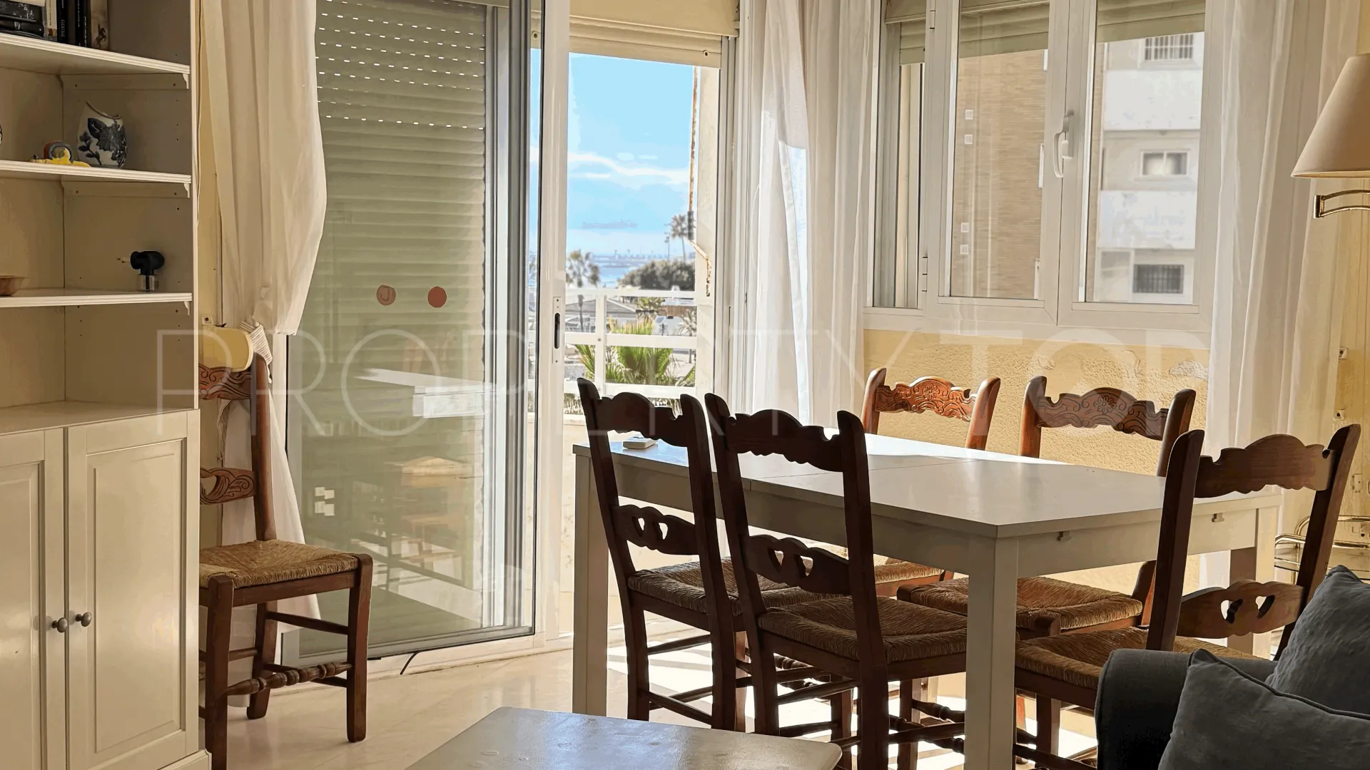 Fuengirola Puerto, apartamento en venta de 3 dormitorios