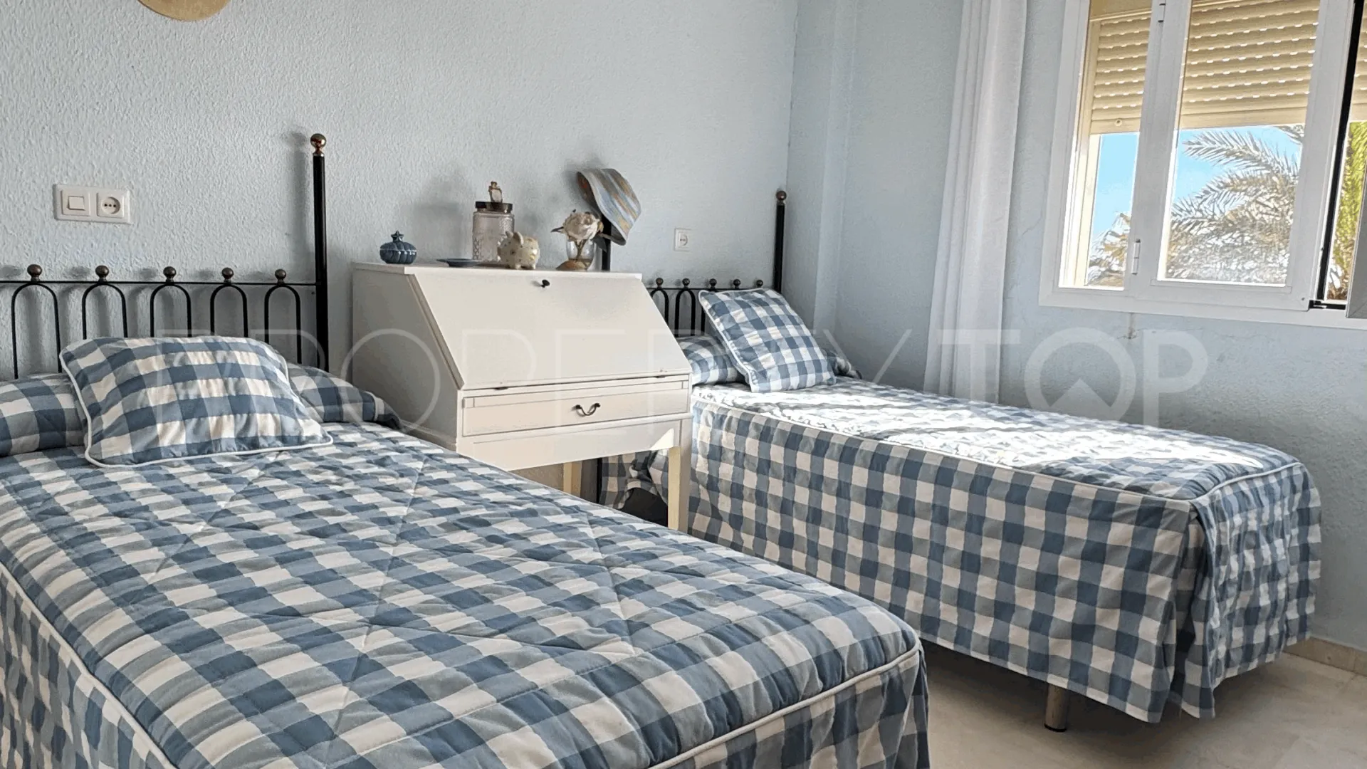 Fuengirola Puerto, apartamento en venta de 3 dormitorios