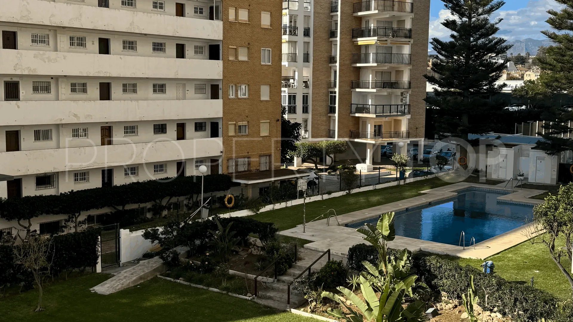 Fuengirola Puerto, apartamento en venta de 3 dormitorios