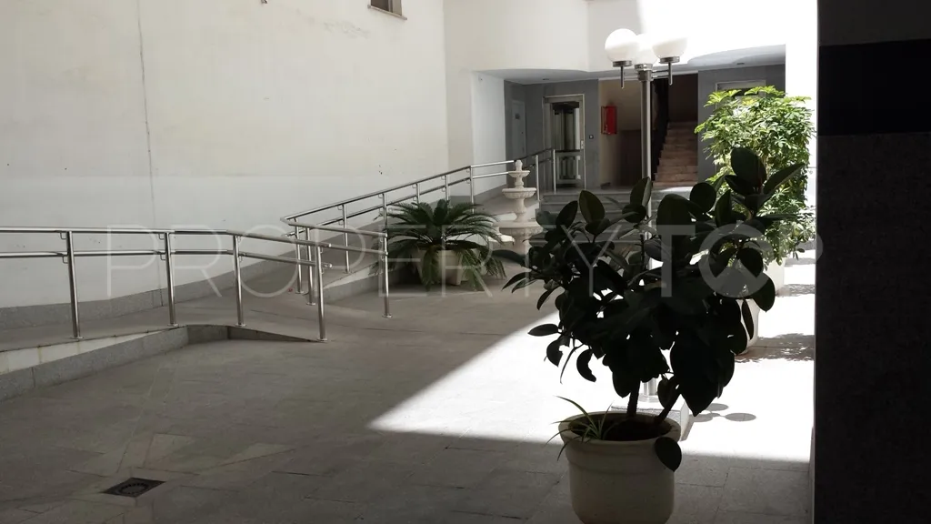 For sale Fuengirola Centro duplex with 5 bedrooms