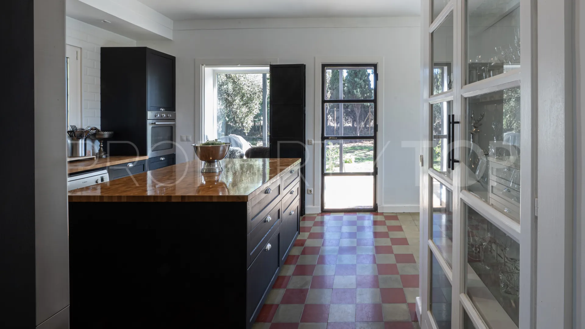 Buy Salinas villa