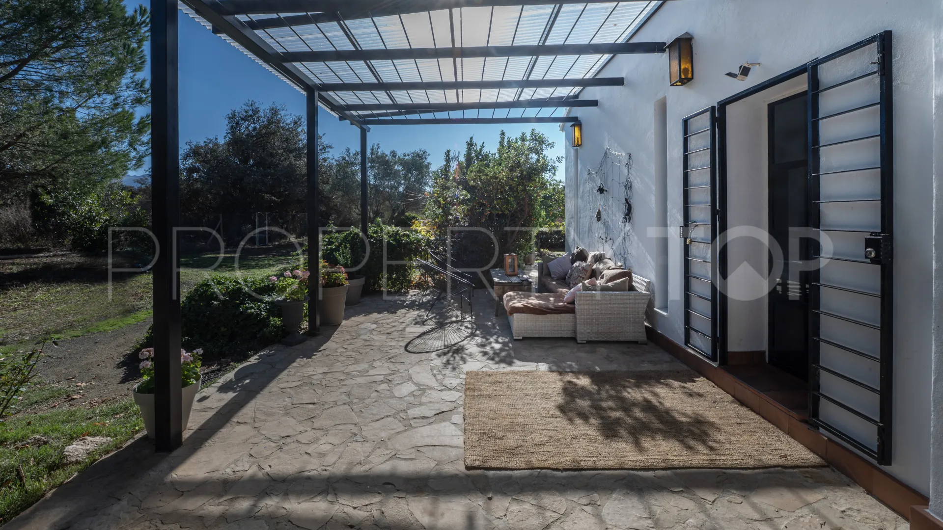 Buy Salinas villa