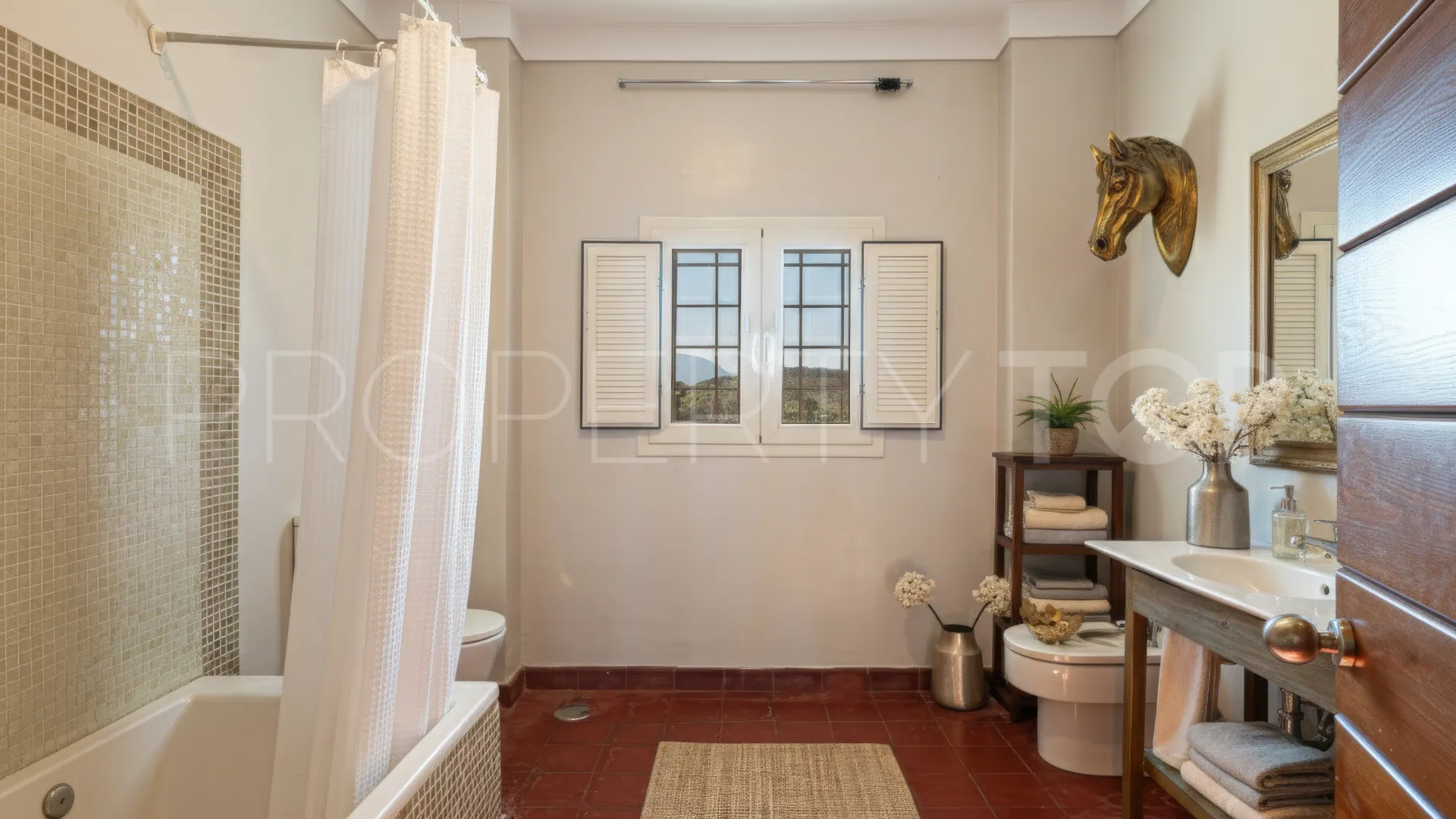 Buy Salinas villa