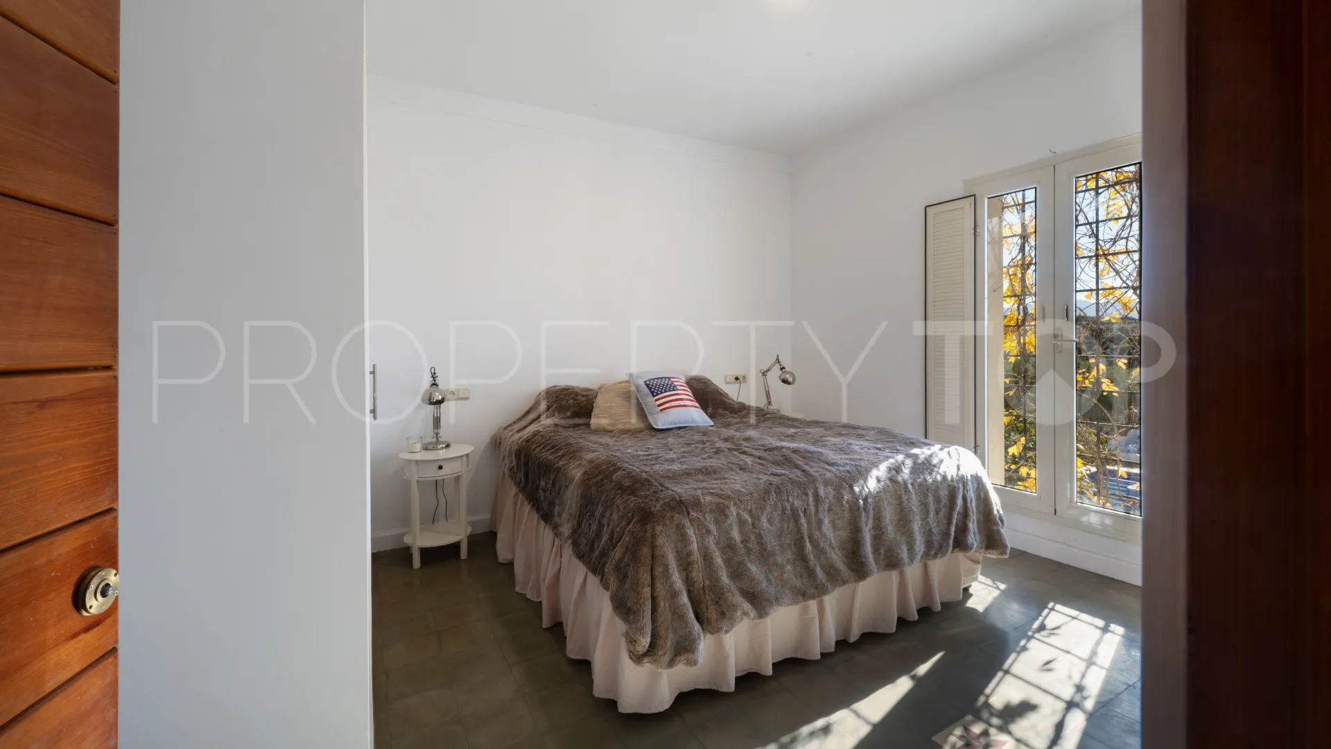Buy Salinas villa