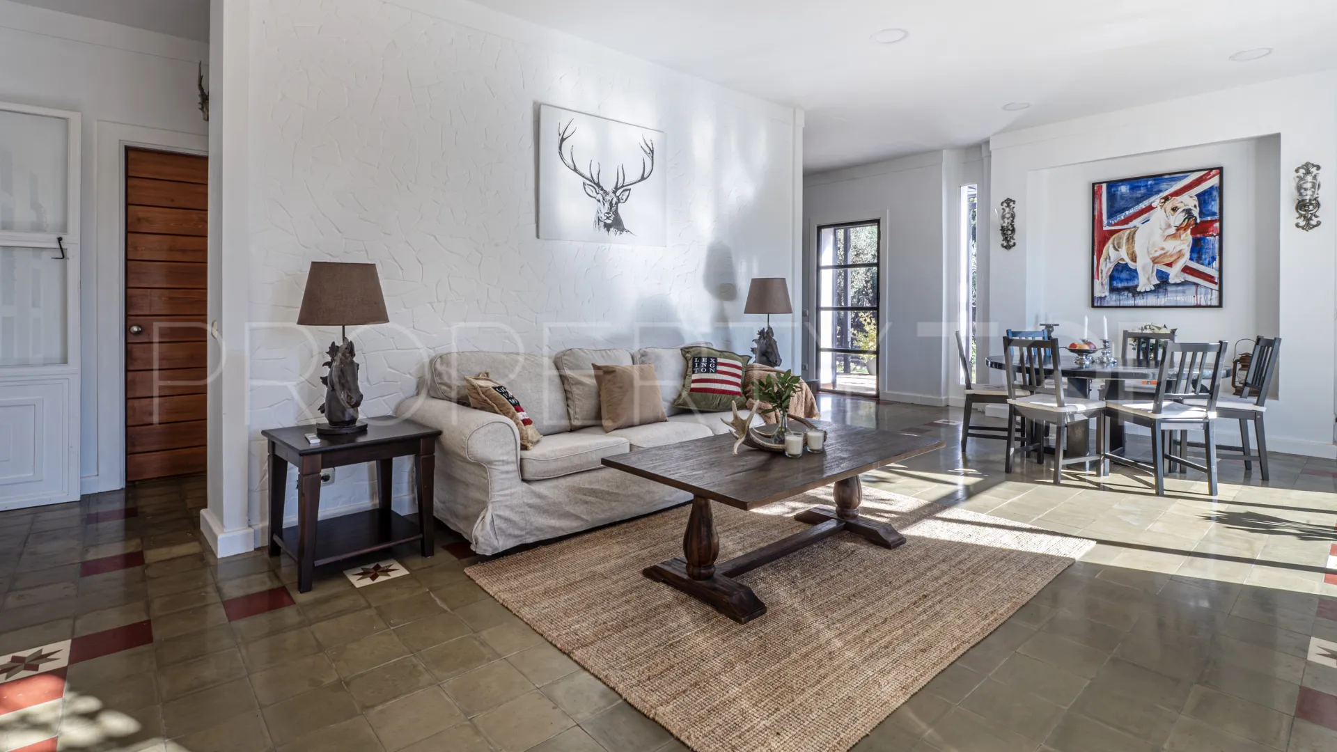 Buy Salinas villa