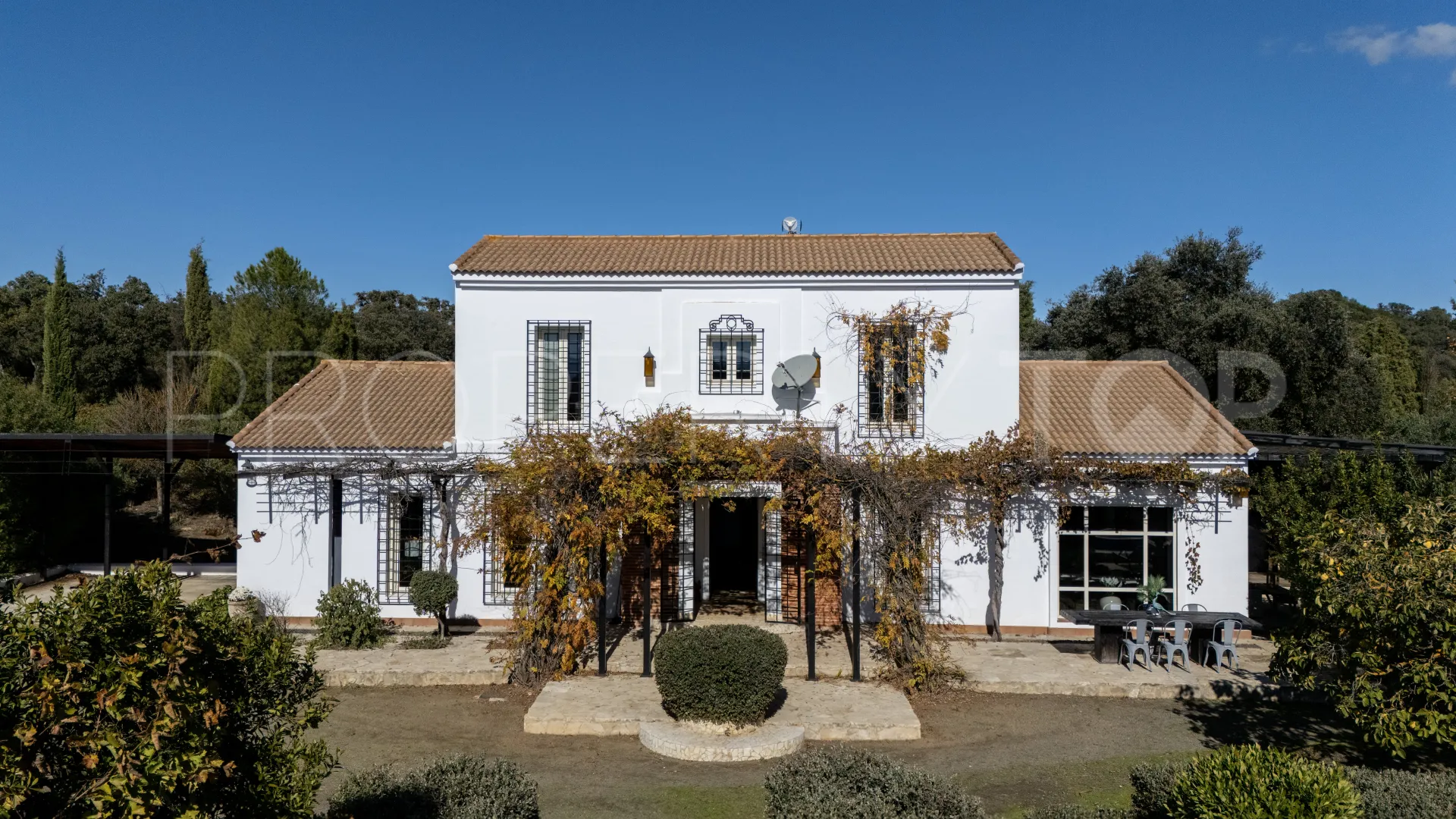 Buy Salinas villa