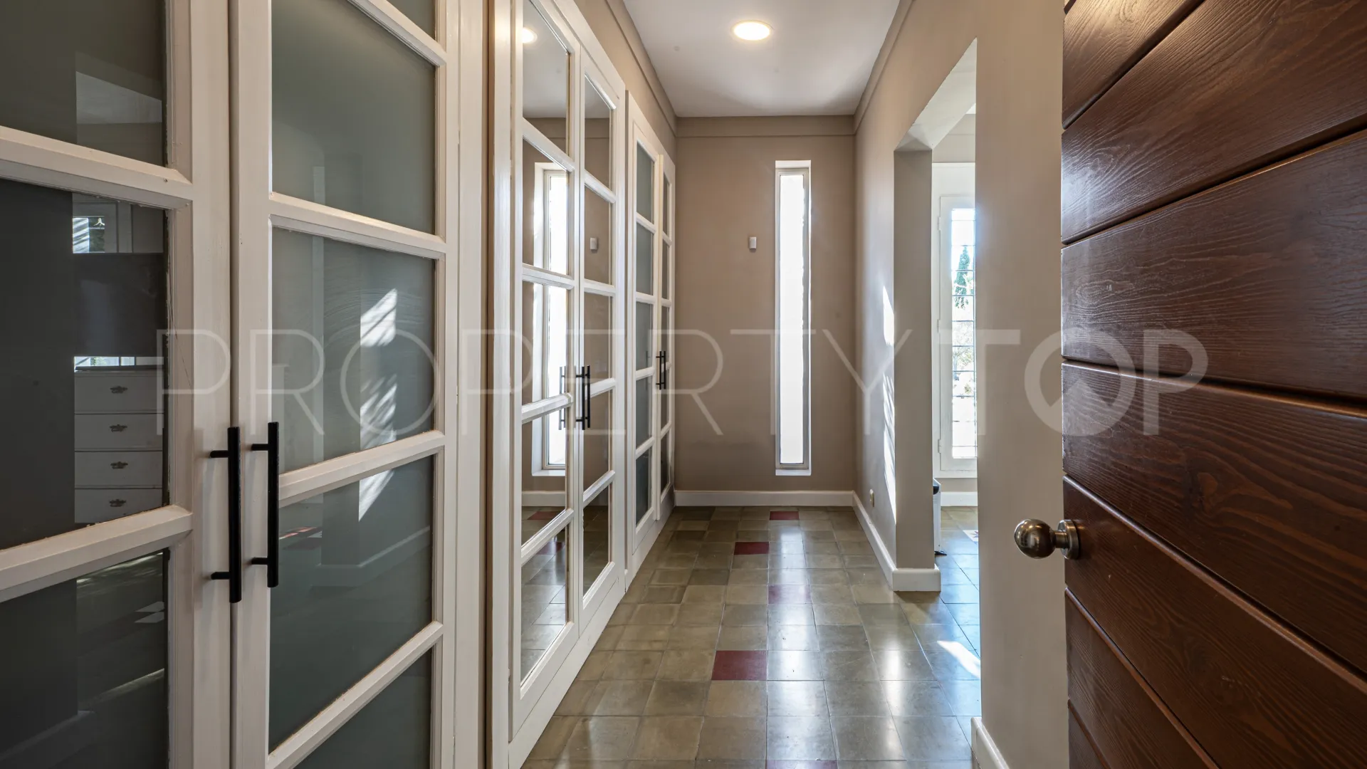 Buy Salinas villa