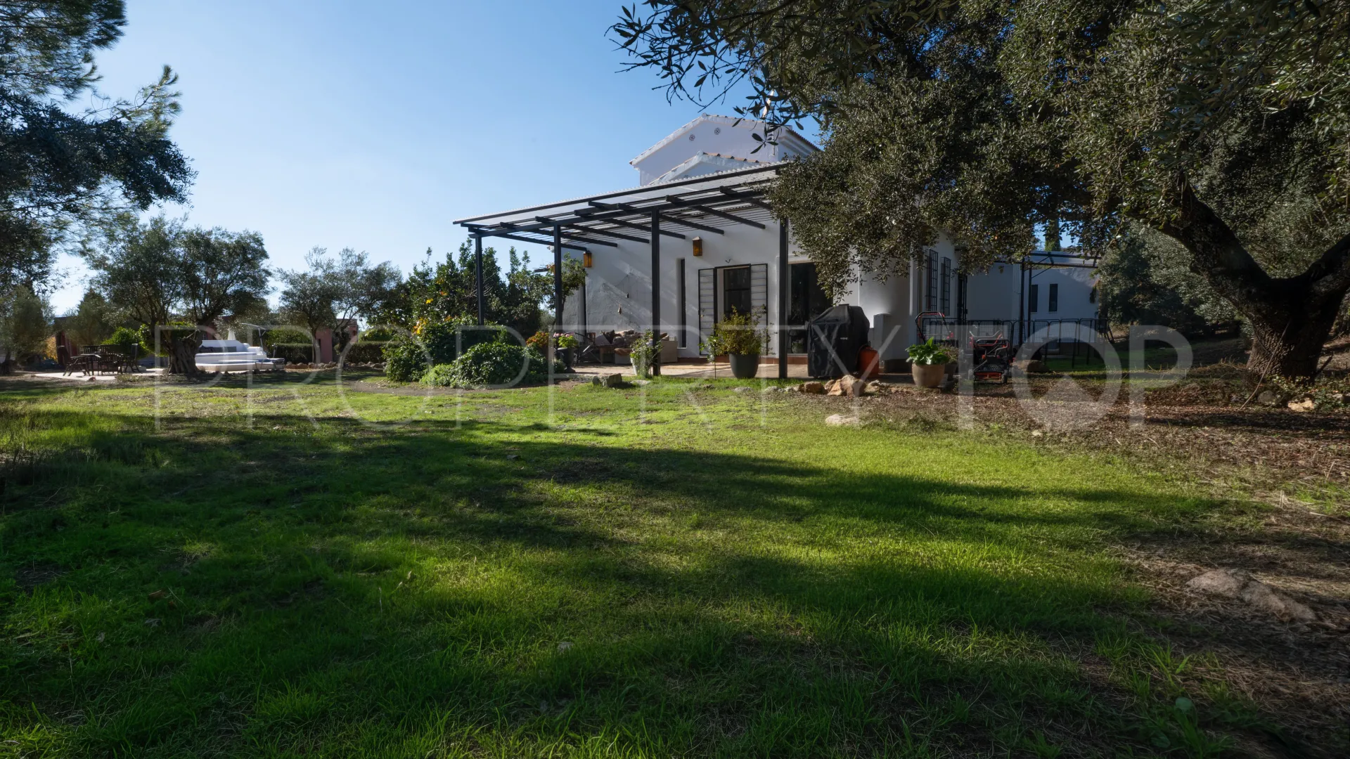 Buy Salinas villa