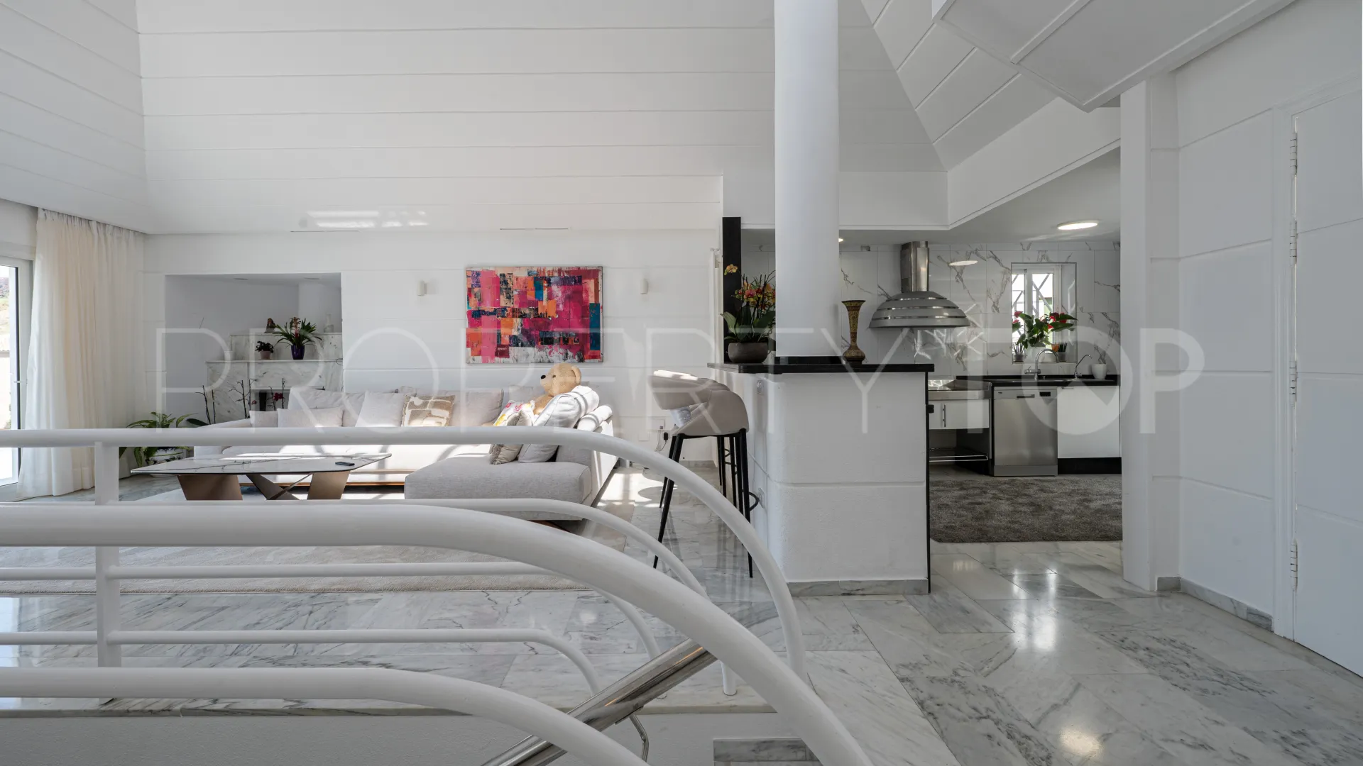Sitio de Calahonda, pareado de 4 dormitorios en venta