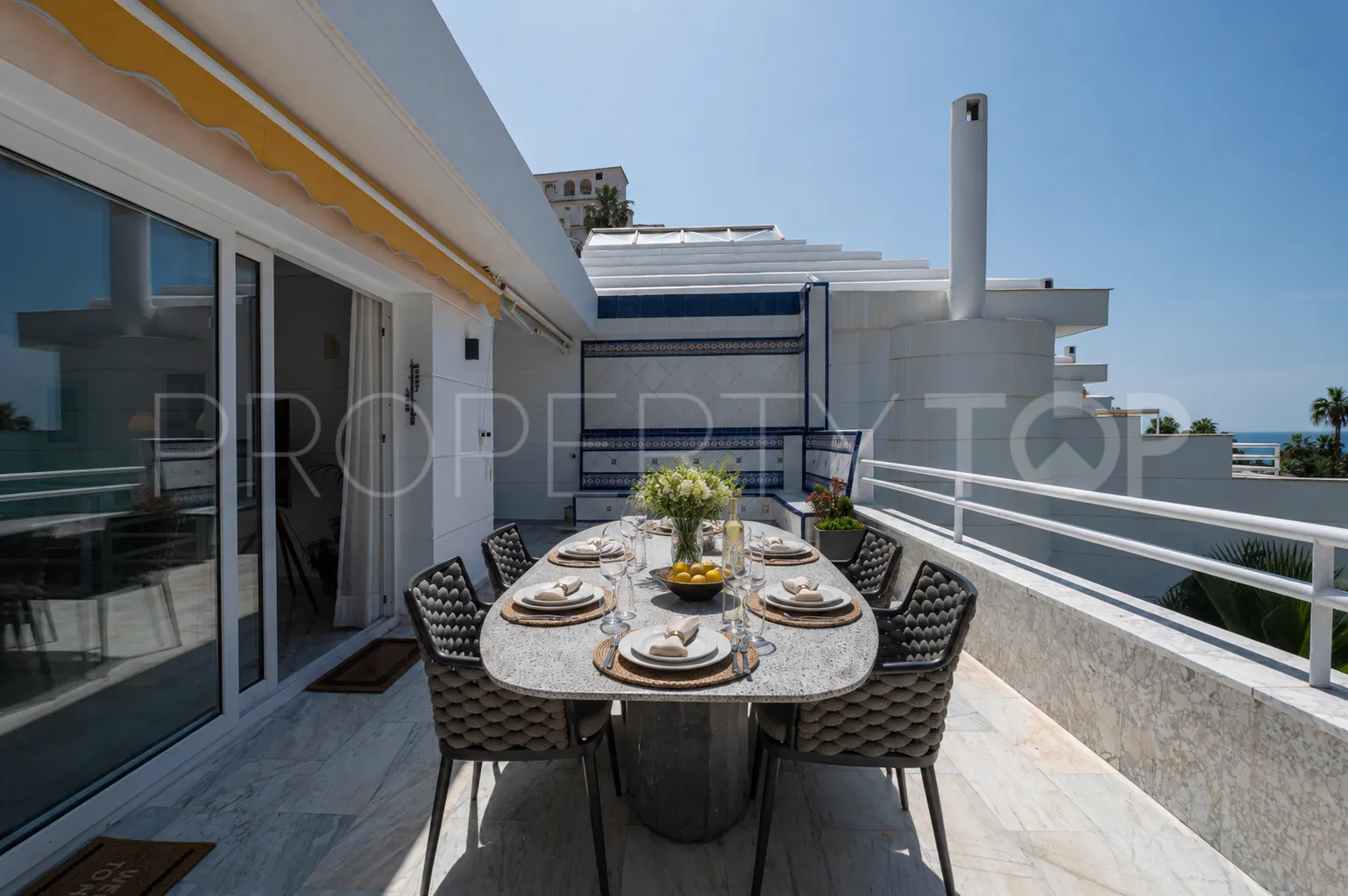 Sitio de Calahonda, pareado de 4 dormitorios en venta