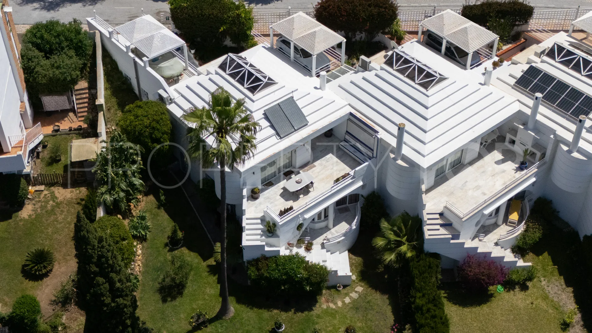 Sitio de Calahonda, pareado de 4 dormitorios en venta