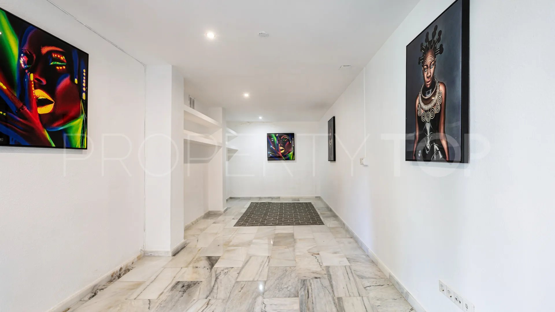 Sitio de Calahonda, pareado de 4 dormitorios en venta