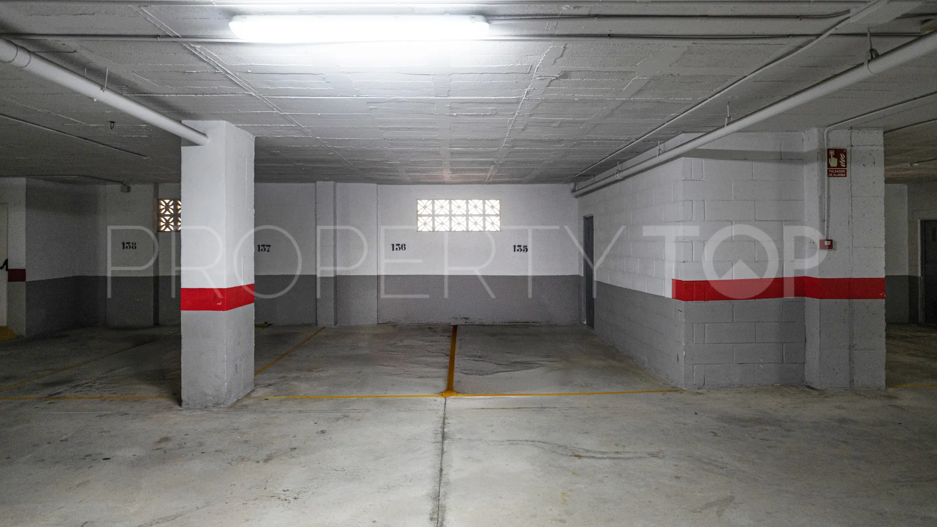 Comprar Ático en Benalmadena Pueblo con 3 dormitorios