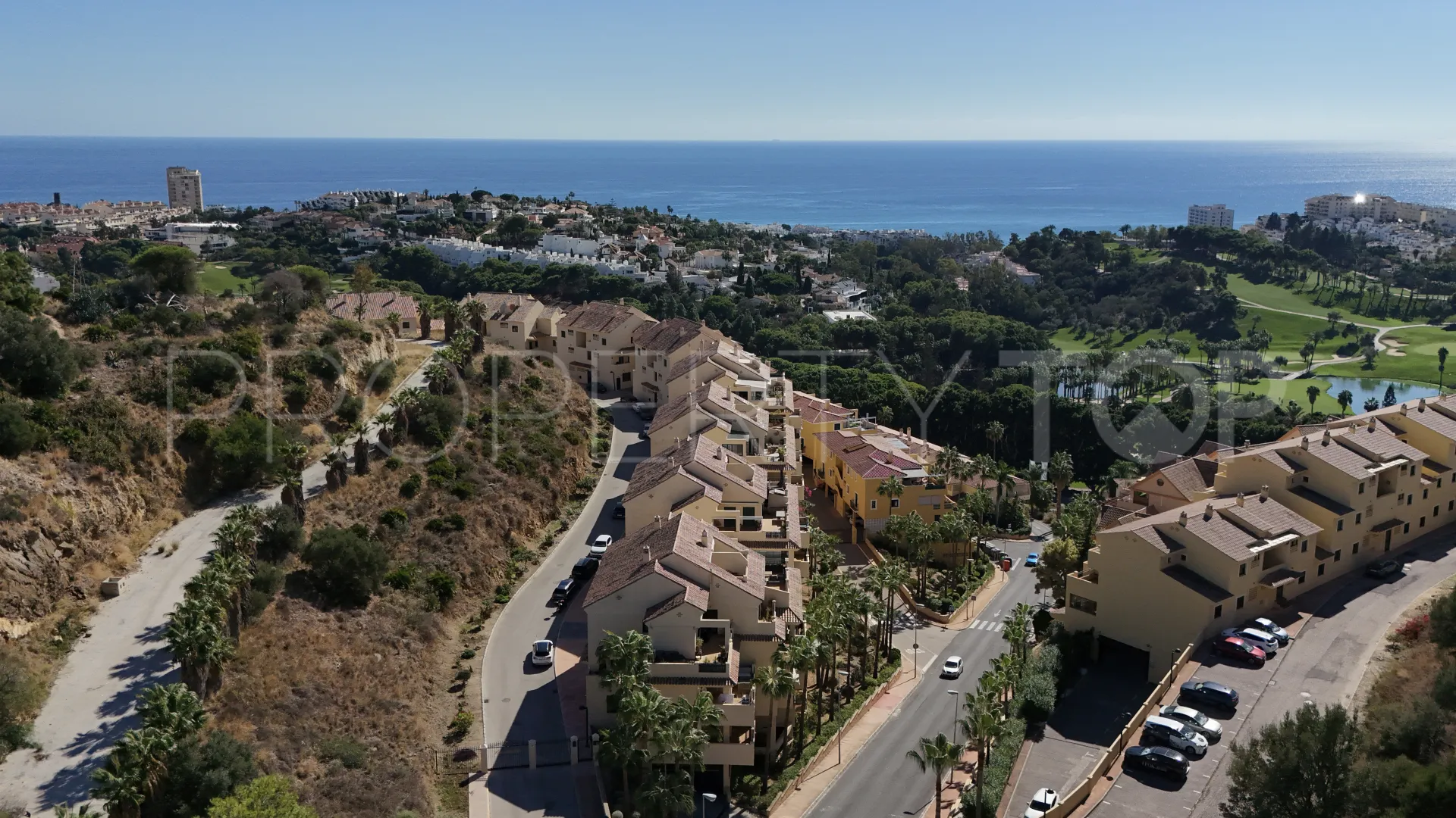 Atico duplex en venta de 3 dormitorios en Torrequebrada