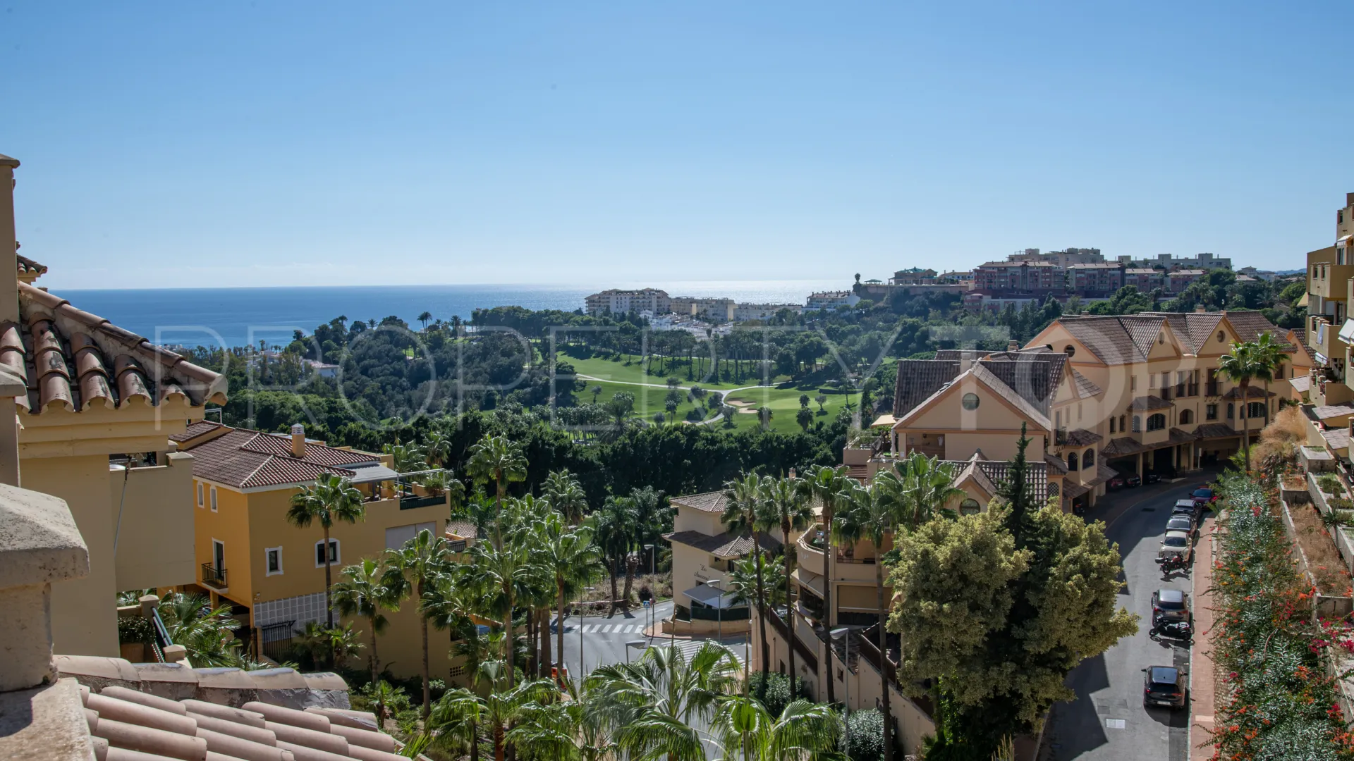 Atico duplex en venta de 3 dormitorios en Torrequebrada