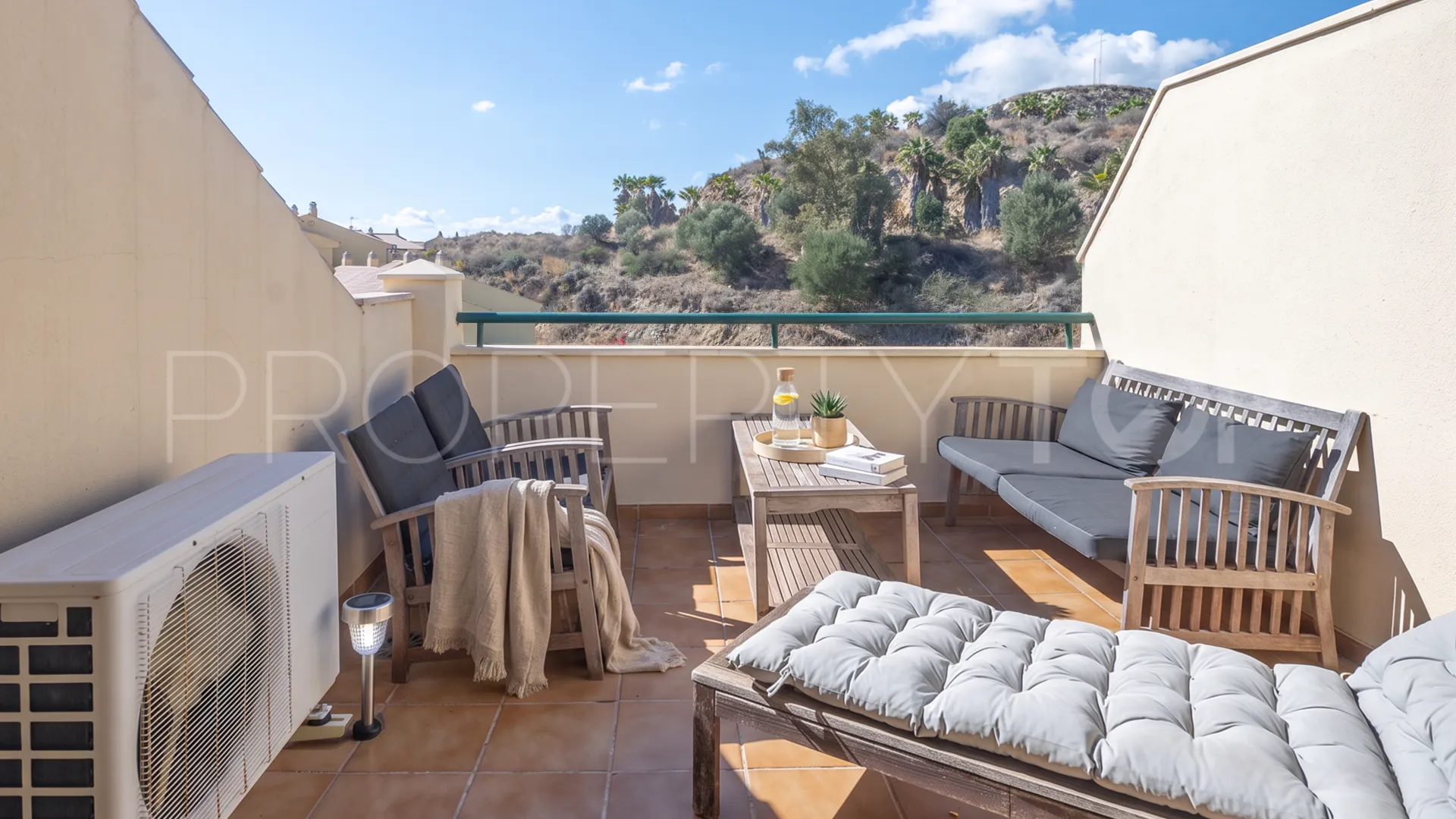 Atico duplex en venta de 3 dormitorios en Torrequebrada