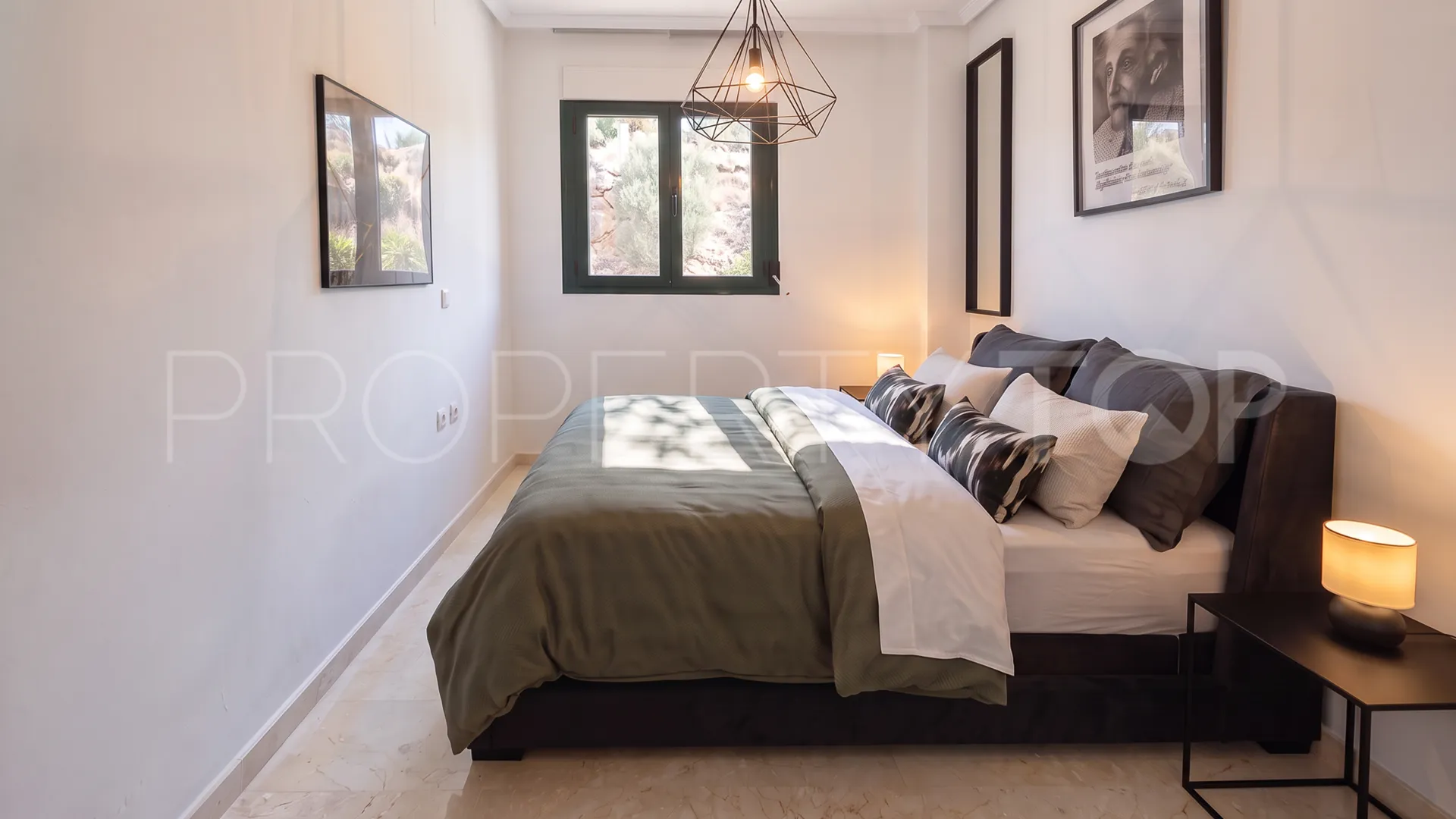 Atico duplex en venta de 3 dormitorios en Torrequebrada