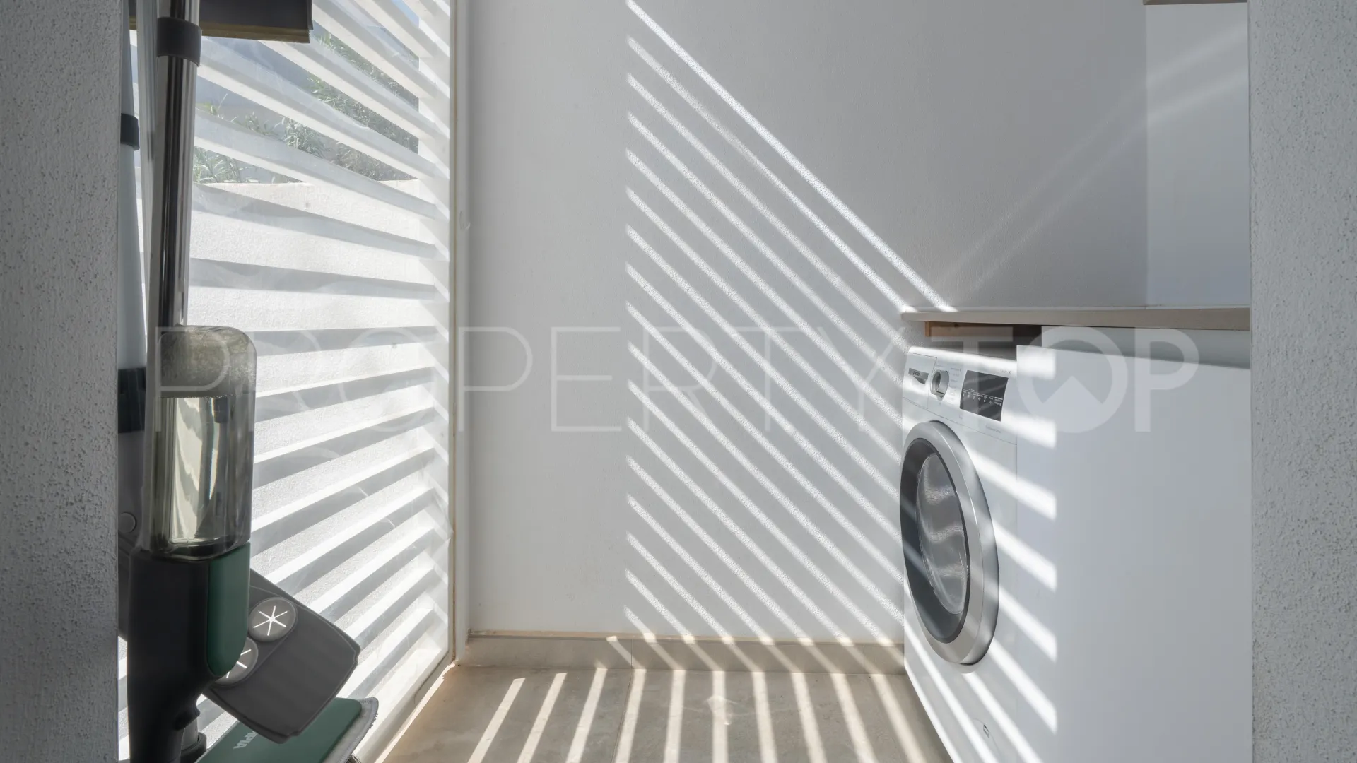 2 bedrooms apartment in Las Gaviotas - Carvajal for sale