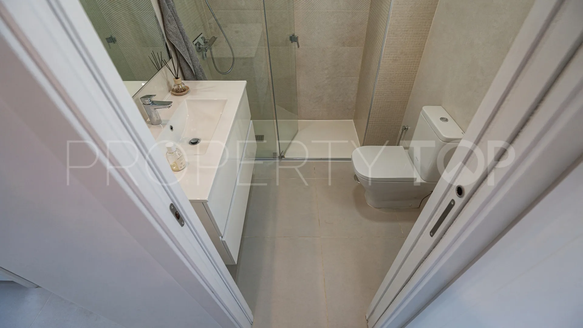 2 bedrooms apartment in Las Gaviotas - Carvajal for sale